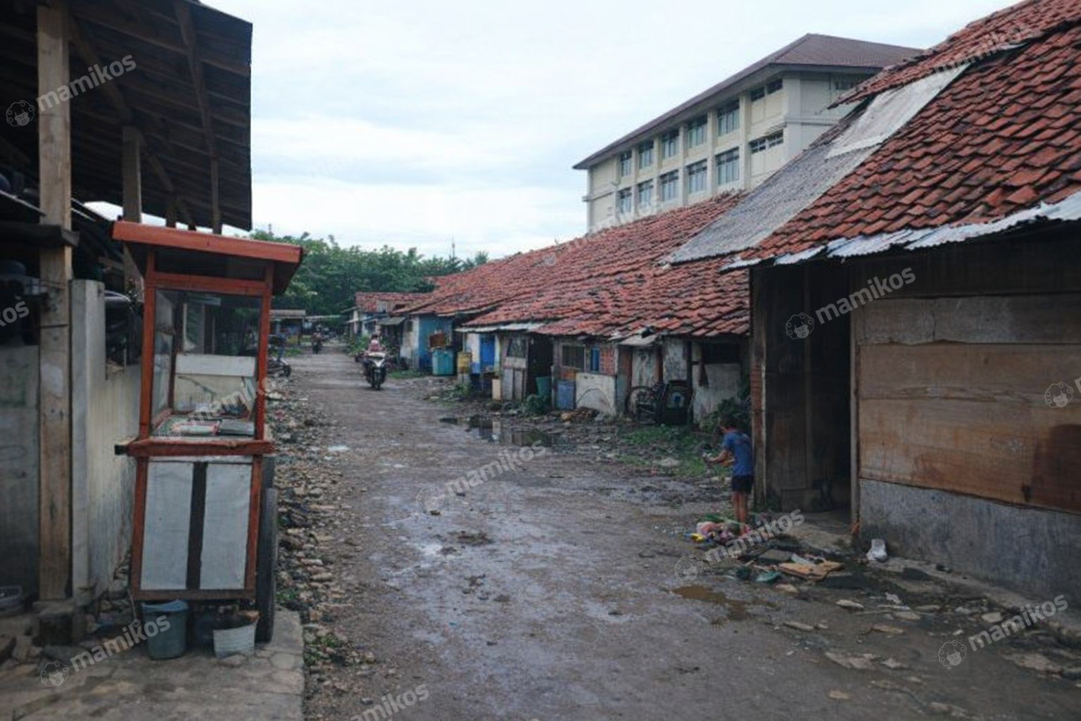 Rumah Sertifikat SHM 5 Kamar Tidur 5 Kamar Mandi Cengkareng Barat Jakarta Barat - Photo 3