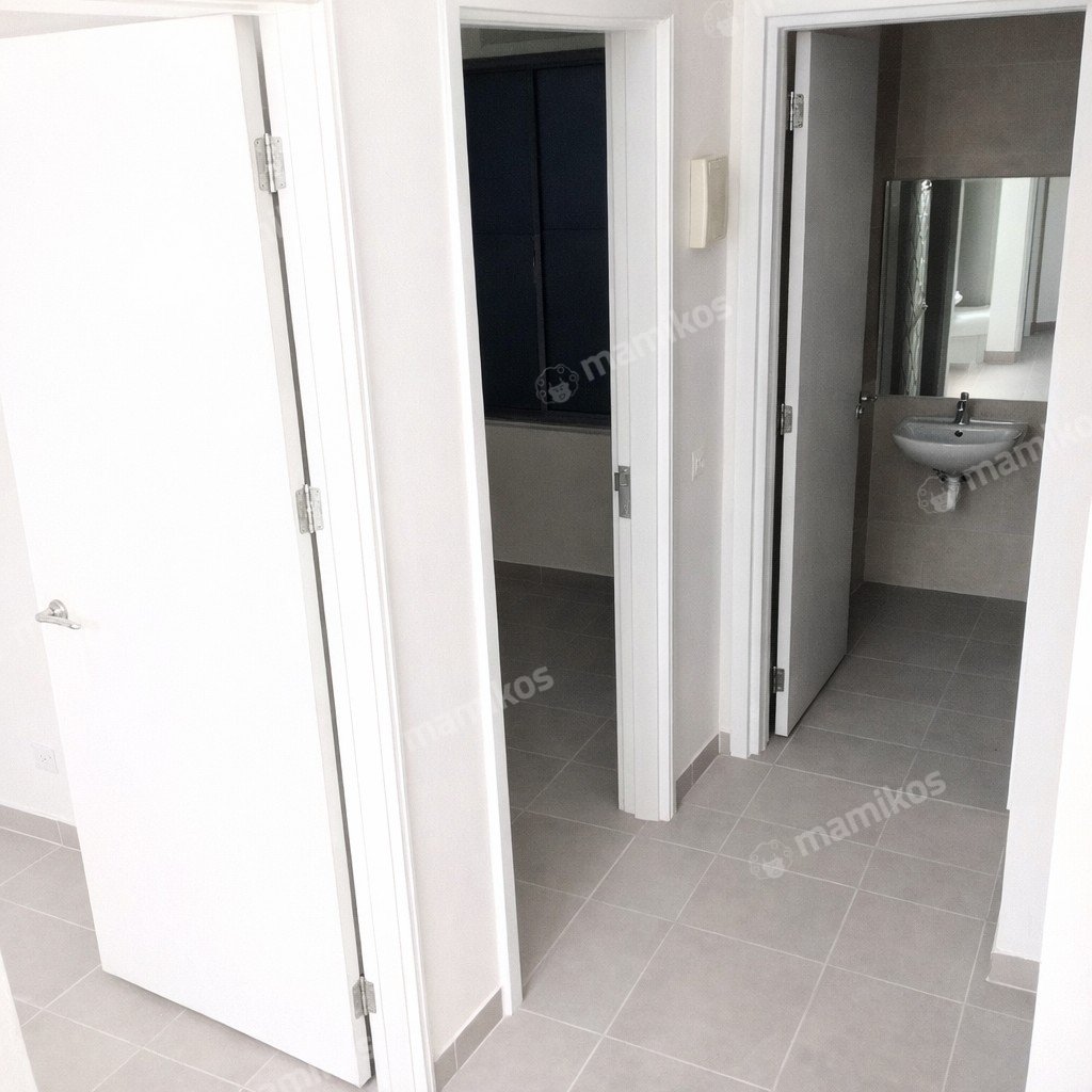 Rumah 3 Kamar Tidur 3 Kamar Mandi 3 Lantai Cakung Jakarta Timur - Photo 5