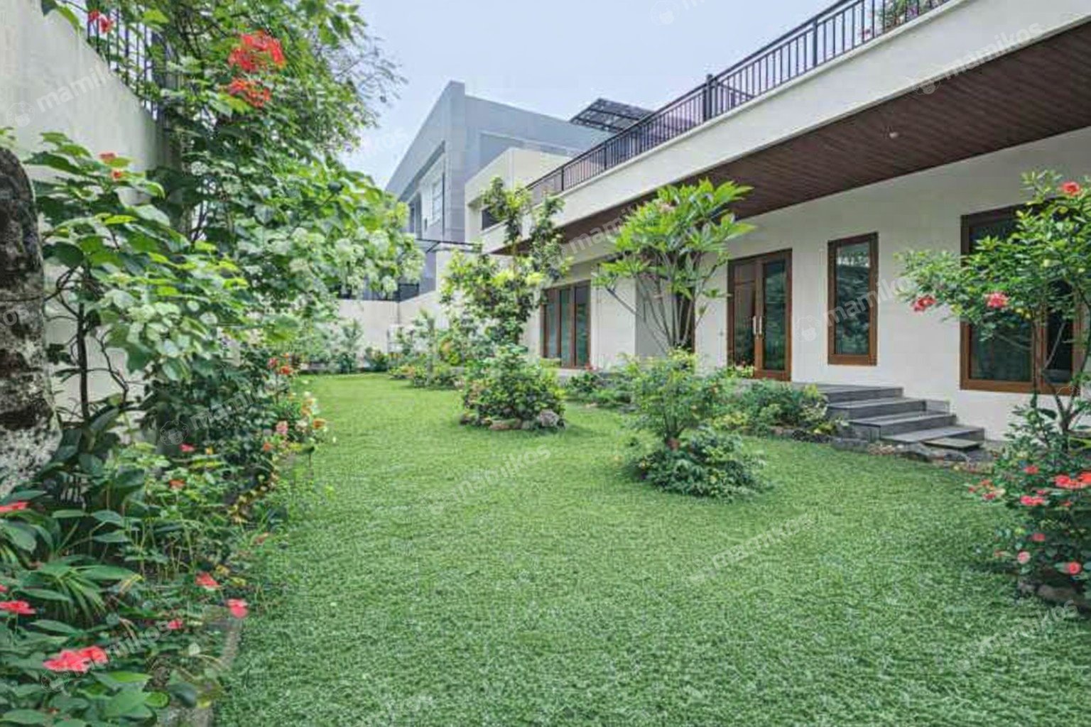 Rumah Sertifikat SHM 6 Kamar Tidur 6 Kamar Mandi Lebak Bulus Jakarta Selatan