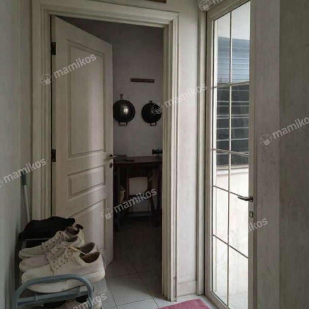 Rumah Sertifikat SHM 3 Kamar Tidur 3 Kamar Mandi Green Lake City Jakarta Barat - Photo 2