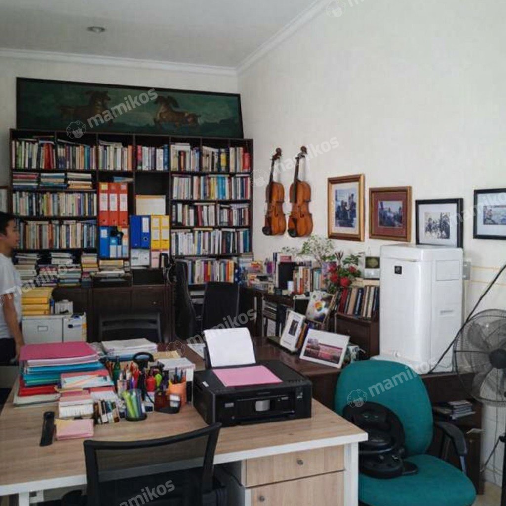 Rumah Sertifikat SHM 3 Kamar Tidur 3 Kamar Mandi Green Lake City Jakarta Barat - Photo 3