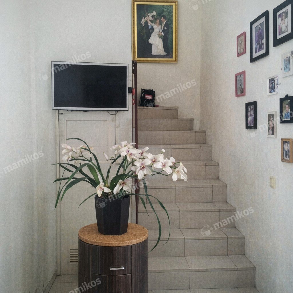 Rumah Sertifikat SHM 3 Kamar Tidur 3 Kamar Mandi Green Lake City Jakarta Barat - Photo 4