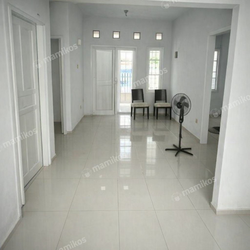Rumah Sertifikat SHM 3 Kamar Tidur 2 Kamar Mandi Cakung Jakarta Timur - Photo 3