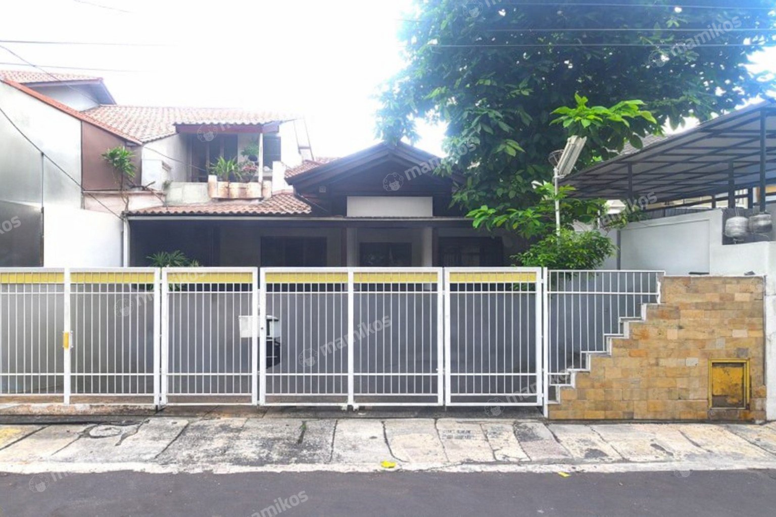Rumah Sertifikat SHM 3 Kamar Tidur 2 Kamar Mandi Tomang Jakarta Barat