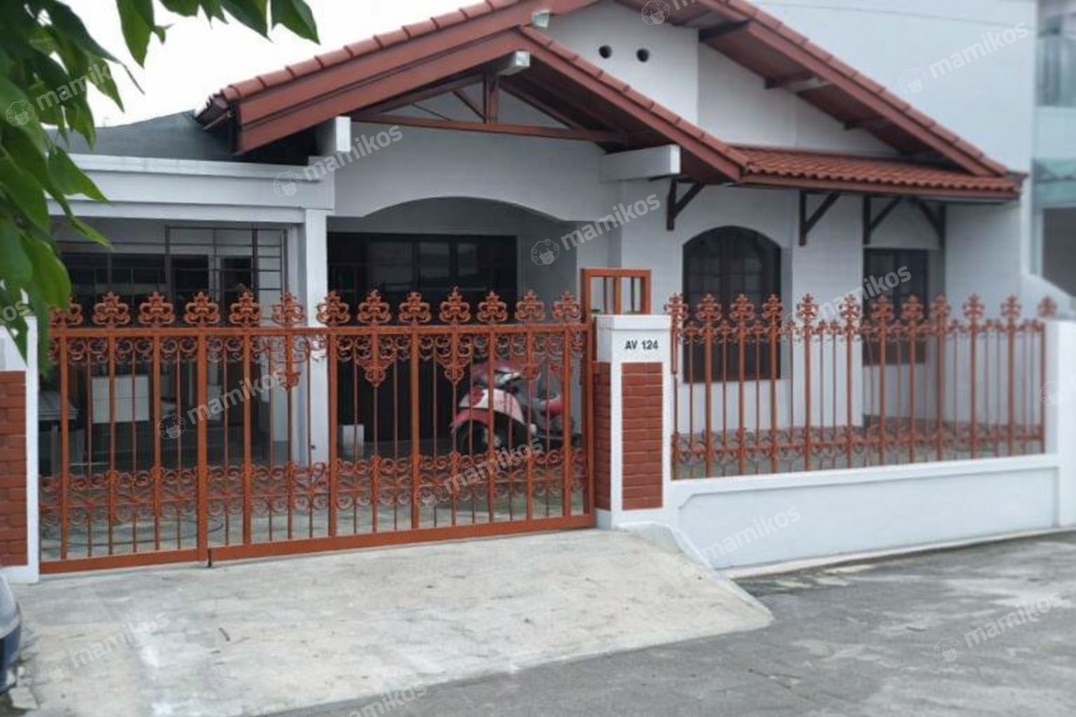 Rumah Sertifikat SHM 5 Kamar Tidur 2 Kamar Mandi Jatiwaringin Jakarta Timur