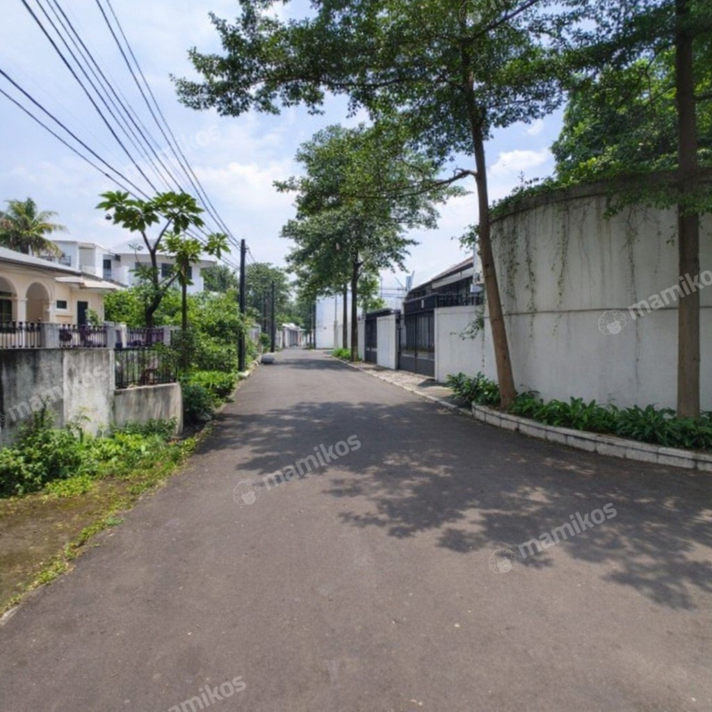 Rumah Sertifikat SHM 6 Kamar Tidur 6 Kamar Mandi Kemang Jakarta Selatan - Photo 5