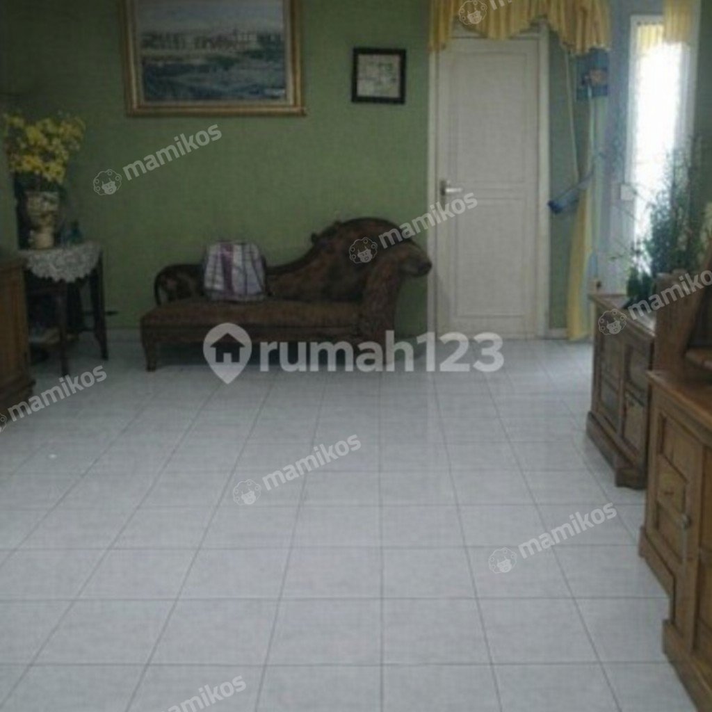 Rumah Sertifikat SHM 13 Kamar Tidur 18 Kamar Mandi Utan Kayu Jakarta Timur - Photo 4