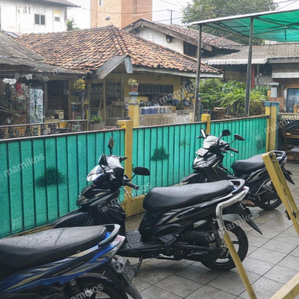 Rumah Sertifikat SHM 13 Kamar Tidur 18 Kamar Mandi Utan Kayu Jakarta Timur - Photo 5