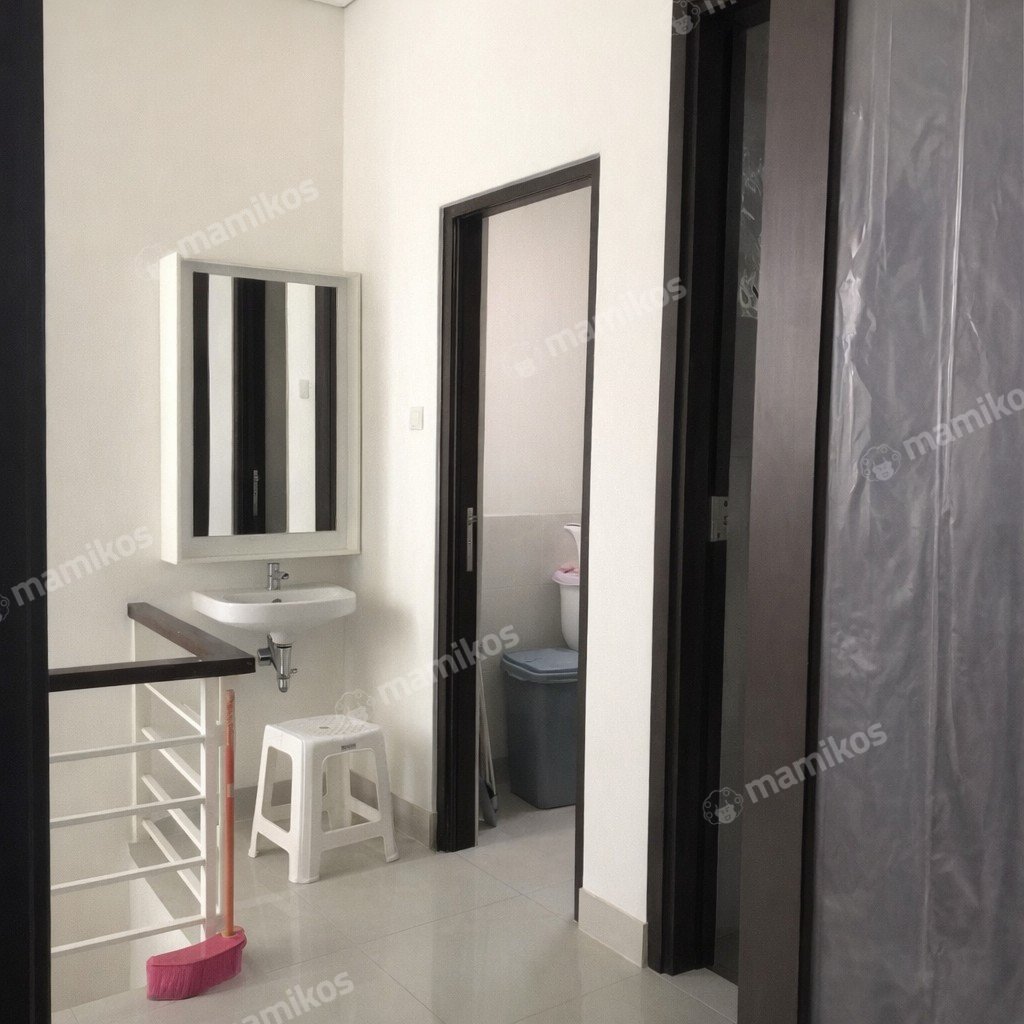 Rumah 2 Kamar Tidur 2 Kamar Mandi 1 Lantai Cakung Jakarta Timur - Photo 2