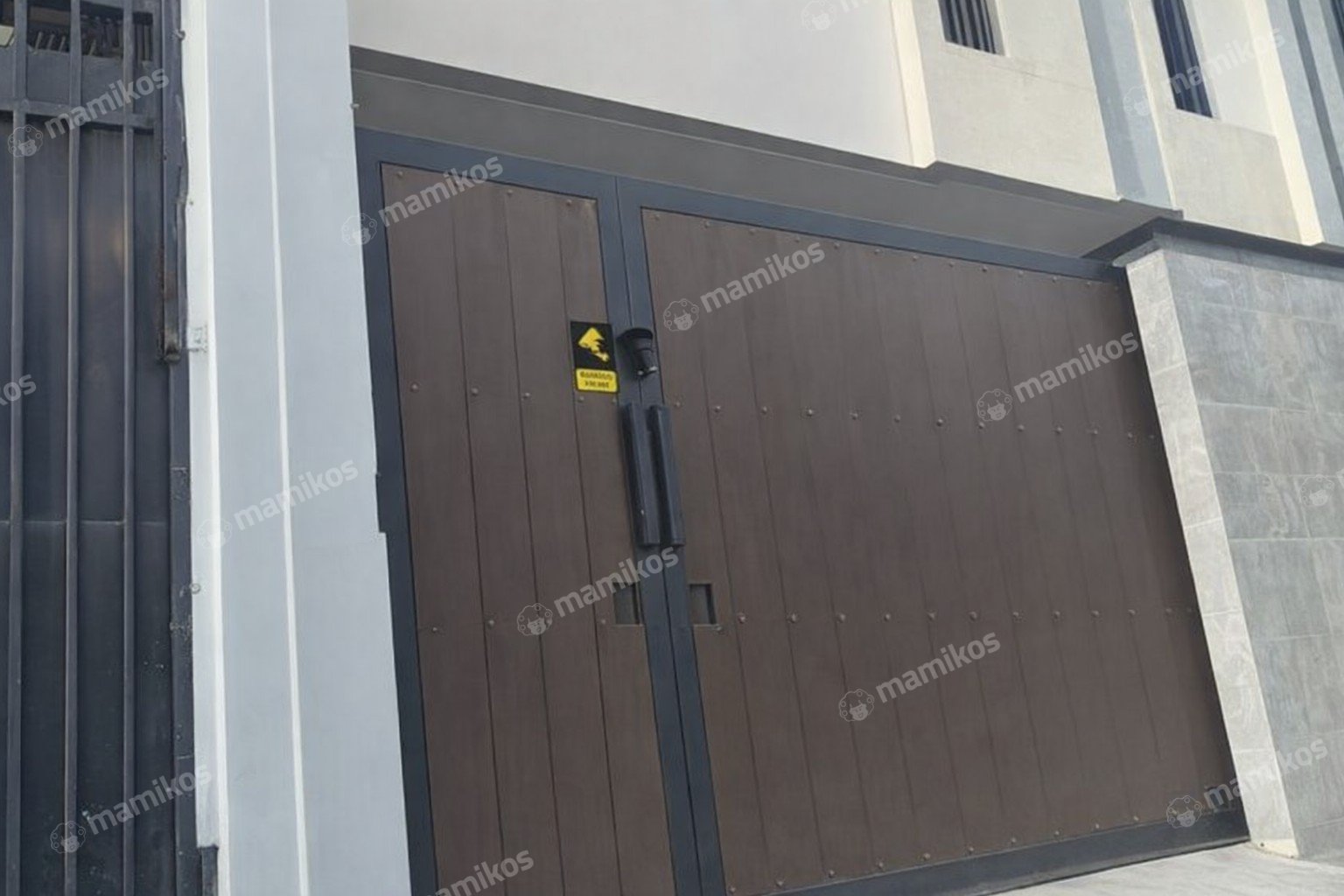 Rumah 31 Kamar Tidur 31 Kamar Mandi 3 Lantai Kemanggisan Jakarta Barat