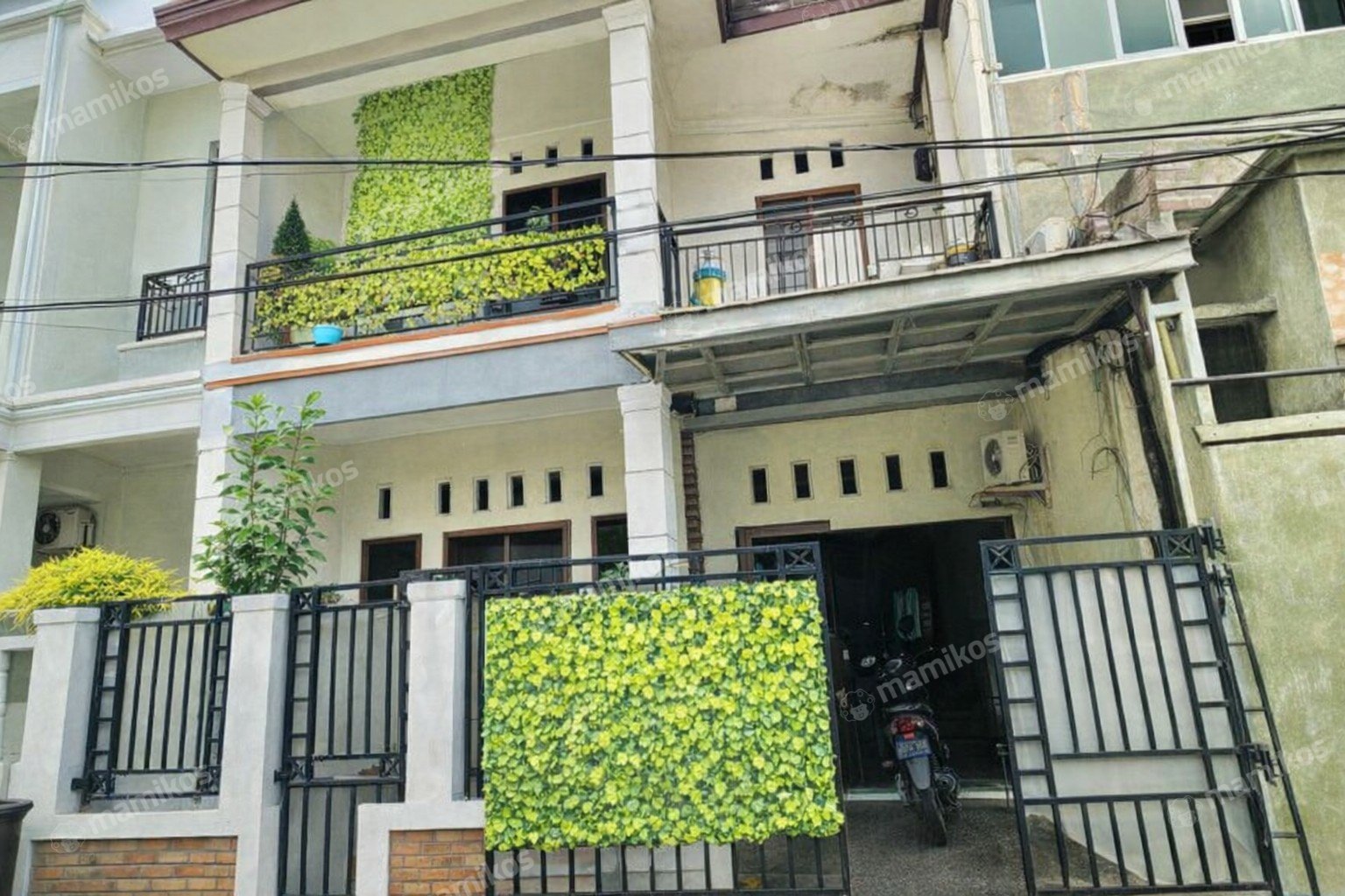 Rumah Sertifikat SHM 3 Kamar Tidur 3 Kamar Mandi Cipayung Jakarta Timur