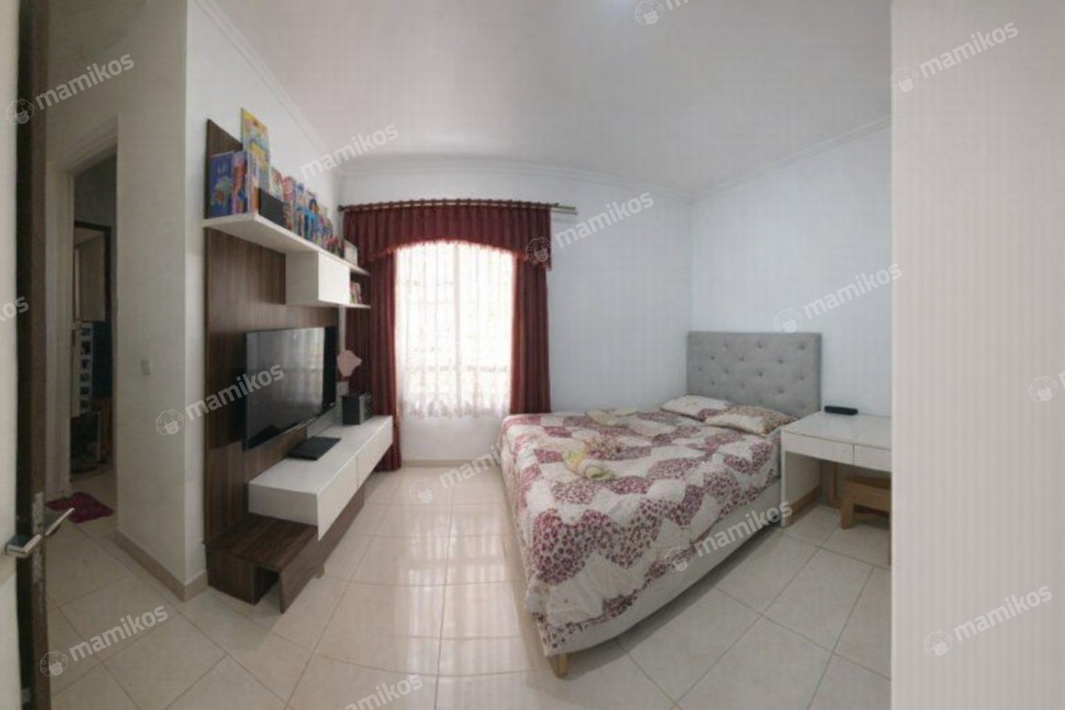 Rumah Sertifikat SHM 3 Kamar Tidur 3 Kamar Mandi Puri Indah Jakarta Barat - Photo 2
