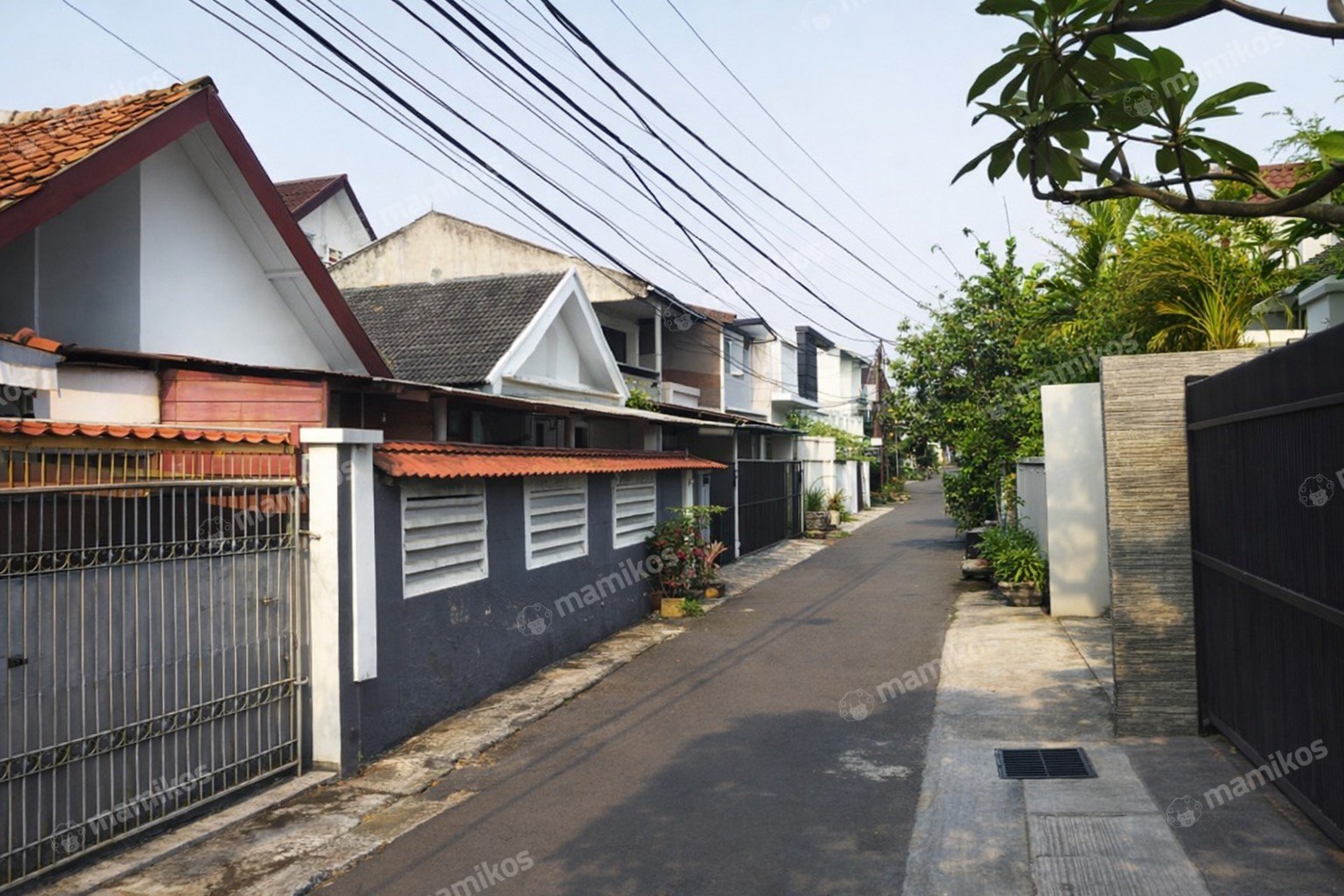 Rumah Sertifikat SHM 5 Kamar Tidur 3 Kamar Mandi Kebayoran Baru Jakarta Selatan