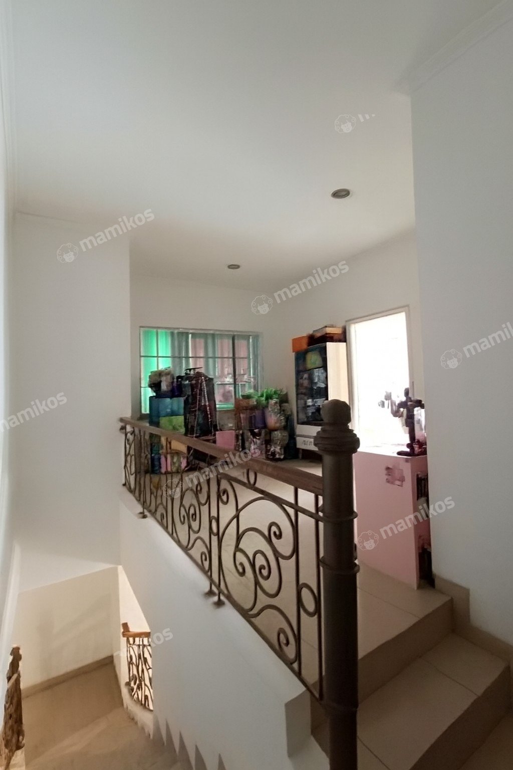 Rumah Sertifikat SHM 5 Kamar Tidur 5 Kamar Mandi Pantai Indah Kapuk Jakarta Utara - Photo 2