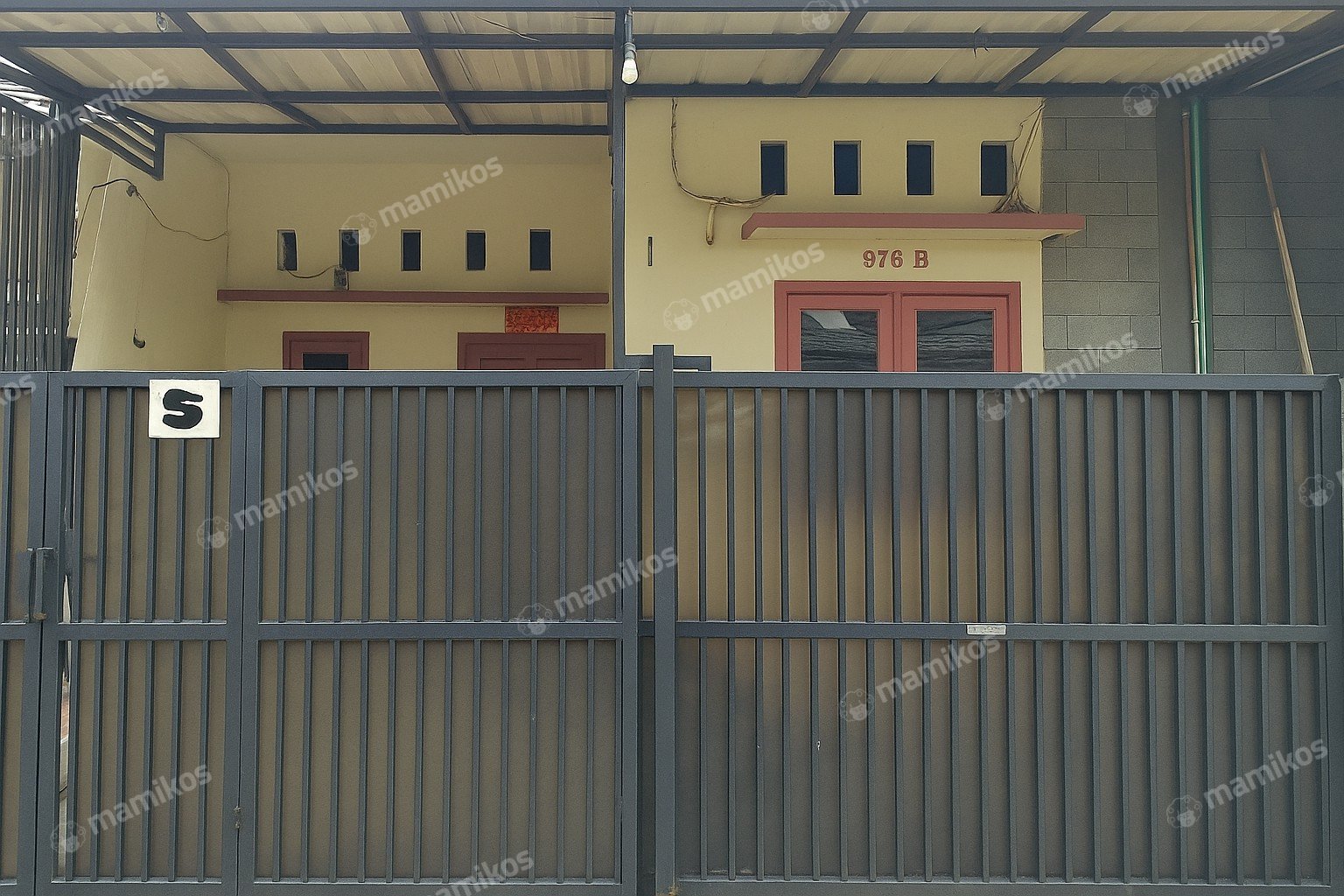 Rumah Sertifikat SHM 2 Kamar Tidur 1 Kamar Mandi Green Lake City Jakarta Barat