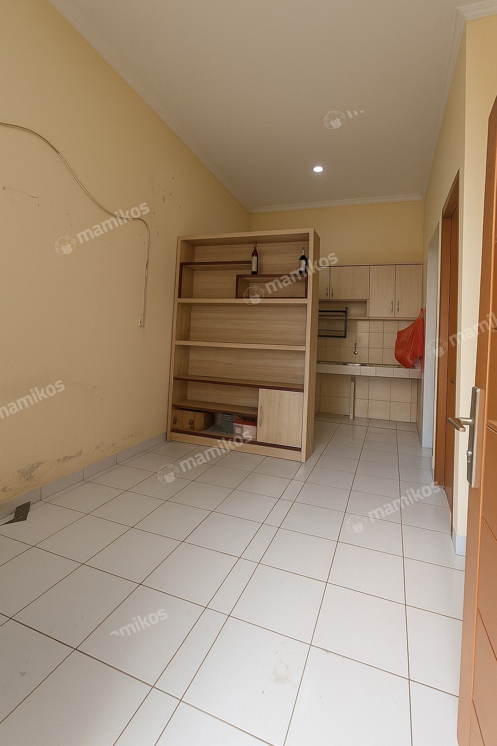 Rumah Sertifikat SHM 2 Kamar Tidur 1 Kamar Mandi Green Lake City Jakarta Barat - Photo 3