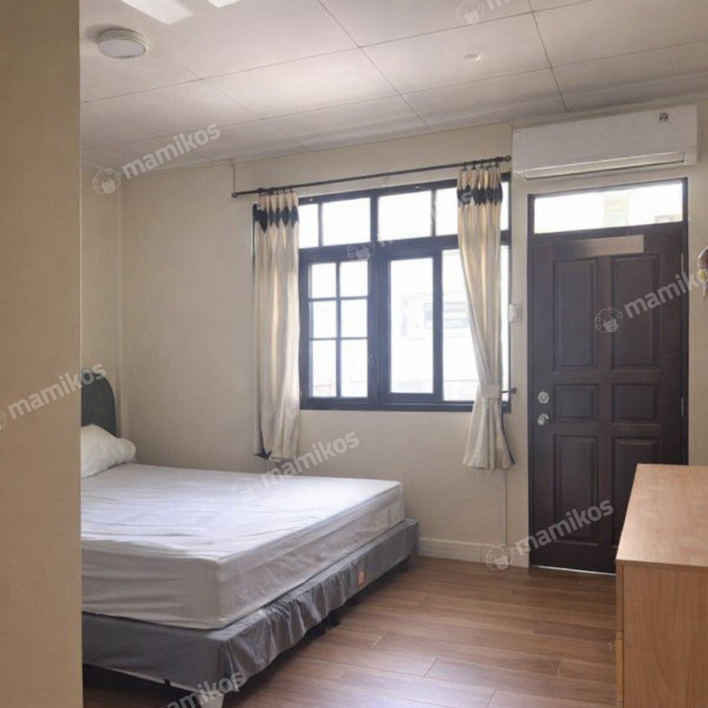 Rumah Sertifikat SHM 8 Kamar Tidur 5 Kamar Mandi Kebon Jeruk Jakarta Barat - Photo 4