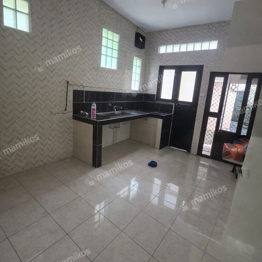 Rumah Sertifikat SHM 4 Kamar Tidur 3 Kamar Mandi Jakarta Garden City Jakarta Timur - Photo 3