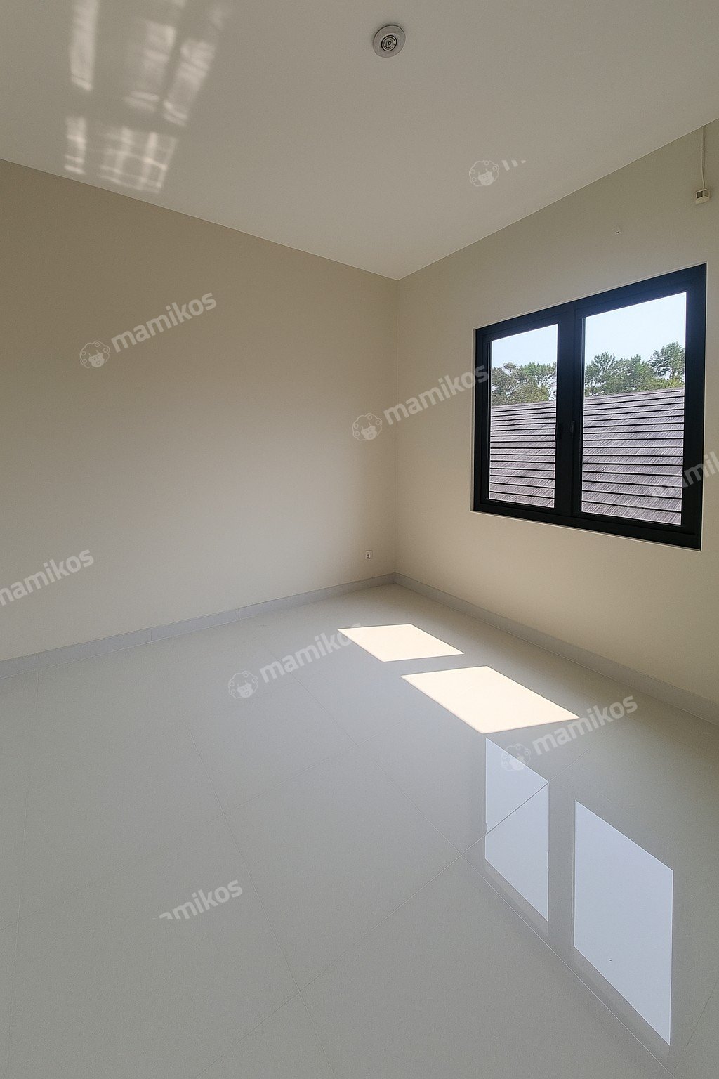 Rumah Sertifikat SHM 3 Kamar Tidur 2 Kamar Mandi Kota Wisata Jakarta Timur - Photo 3