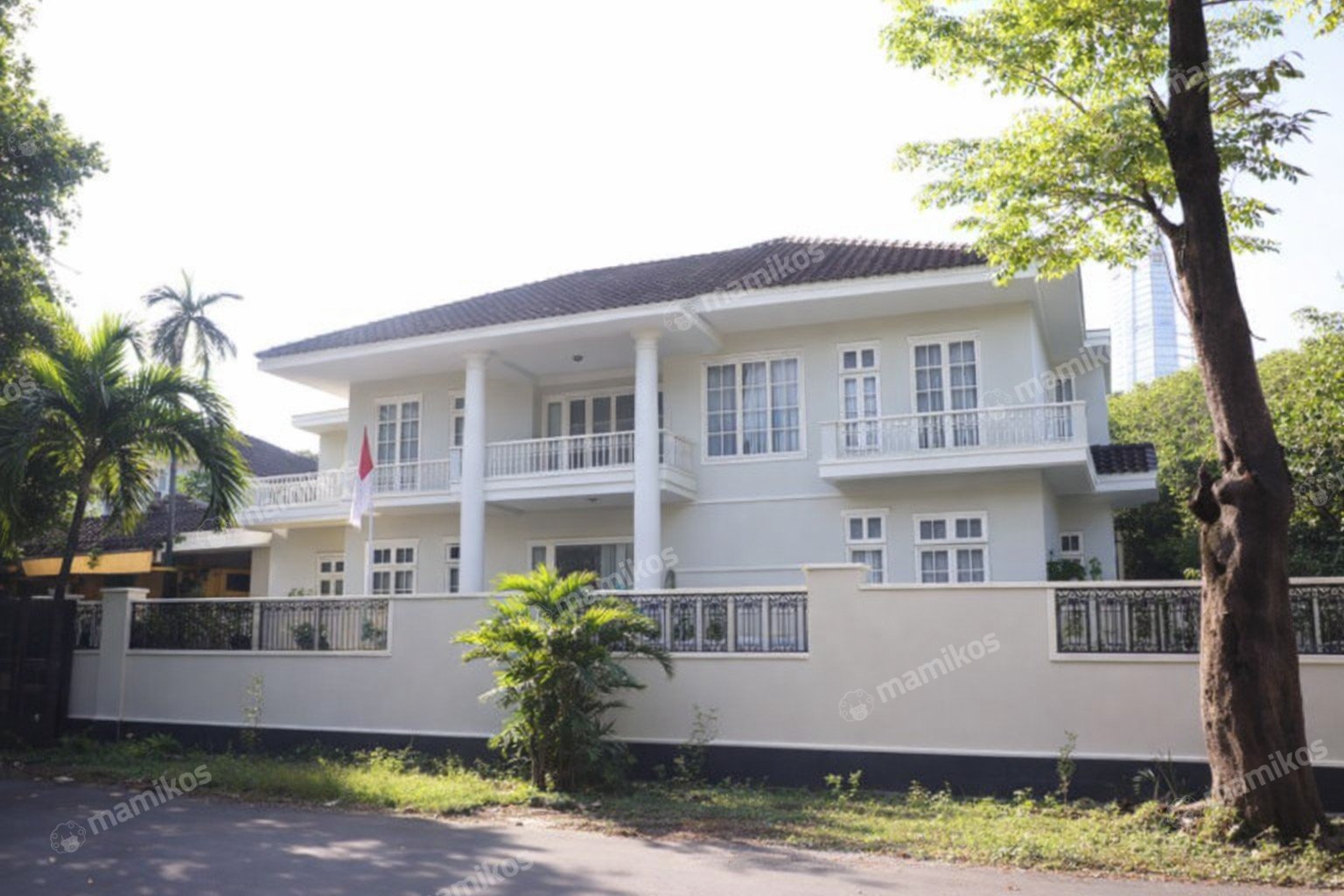 Rumah 4 Kamar Tidur 4 Kamar Mandi 2 Lantai Kuningan Jakarta Selatan - Photo 3