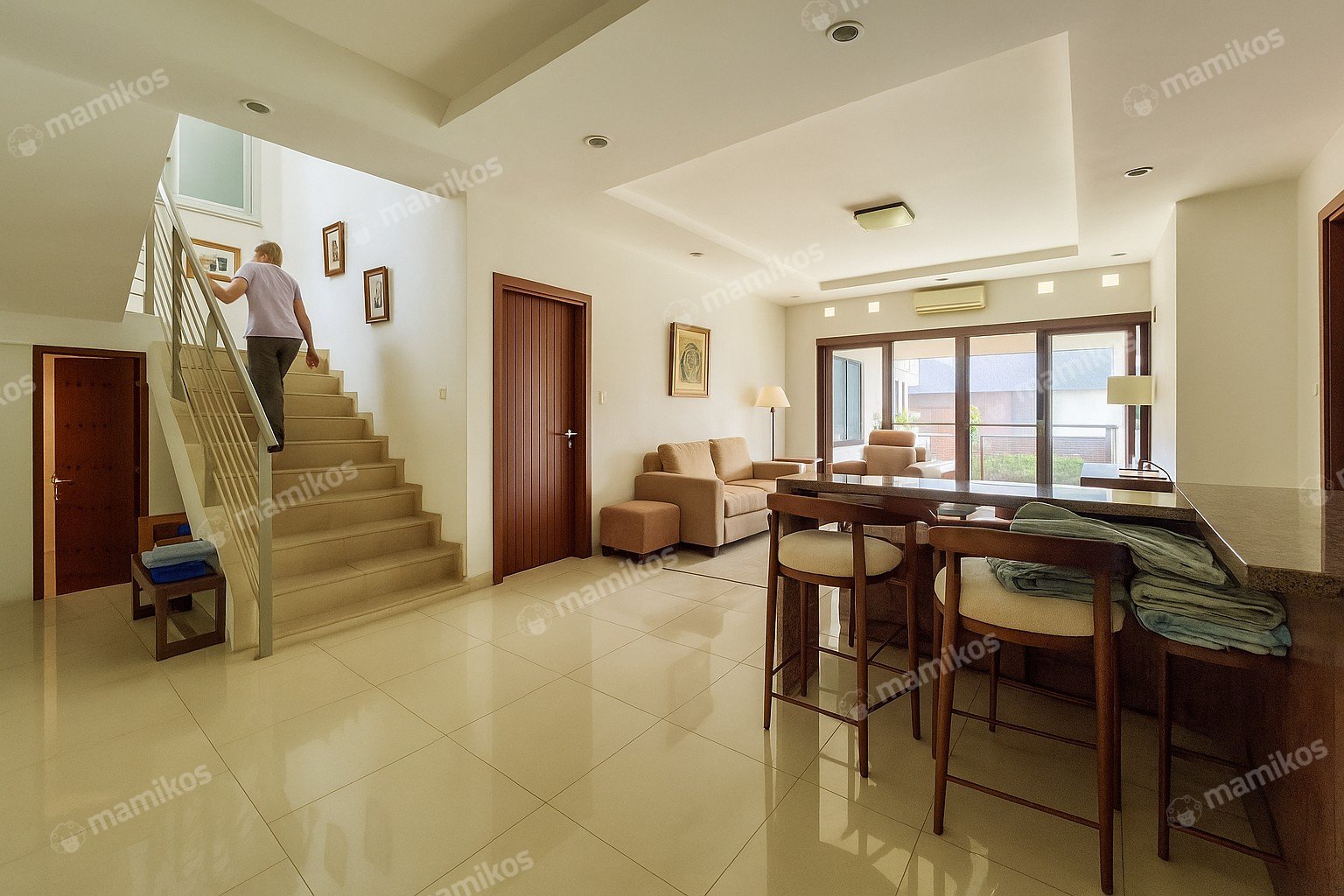 Rumah Sertifikat SHM 4 Kamar Tidur 4 Kamar Mandi Cipete Jakarta Selatan - Photo 2