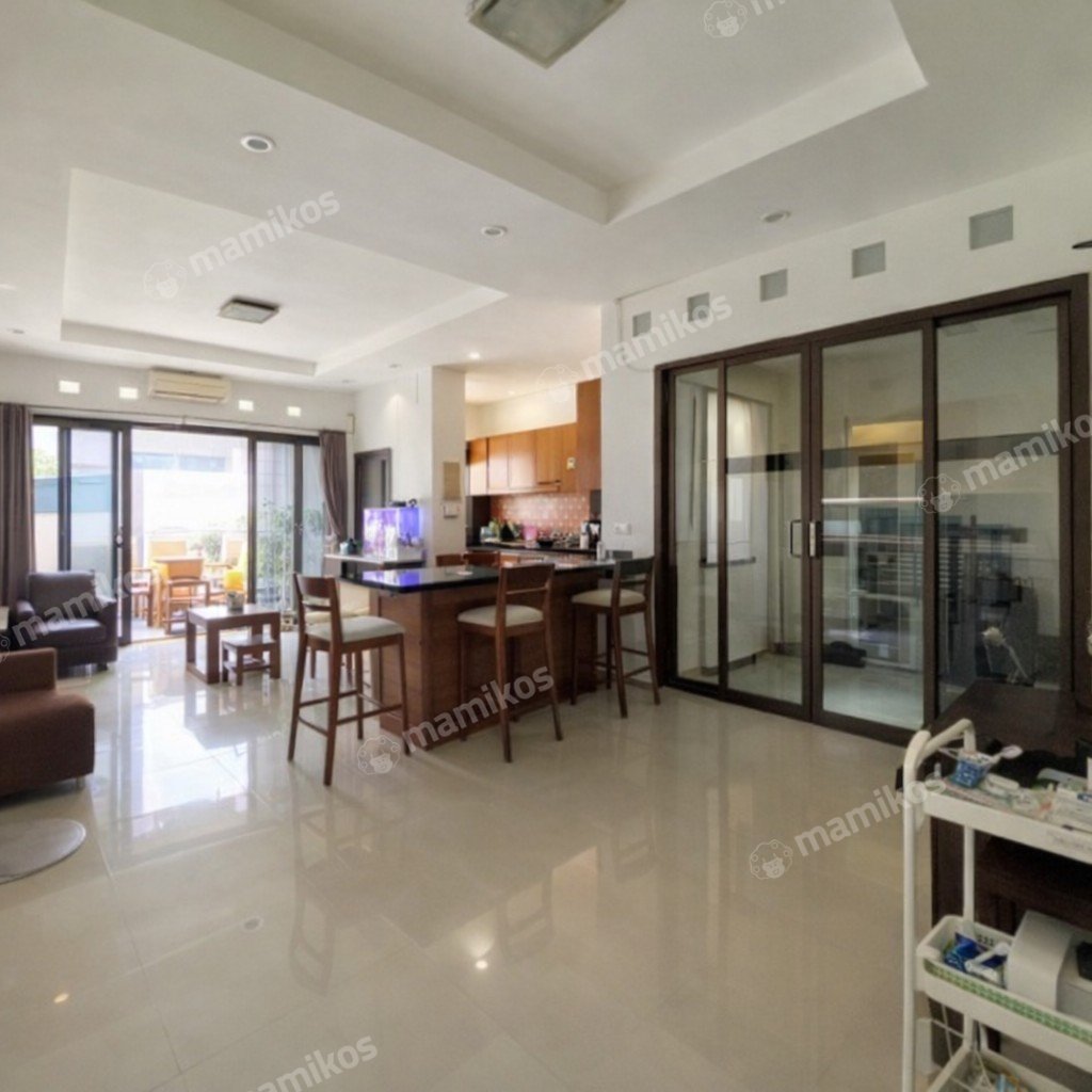 Rumah Sertifikat SHM 4 Kamar Tidur 4 Kamar Mandi Cipete Jakarta Selatan - Photo 4