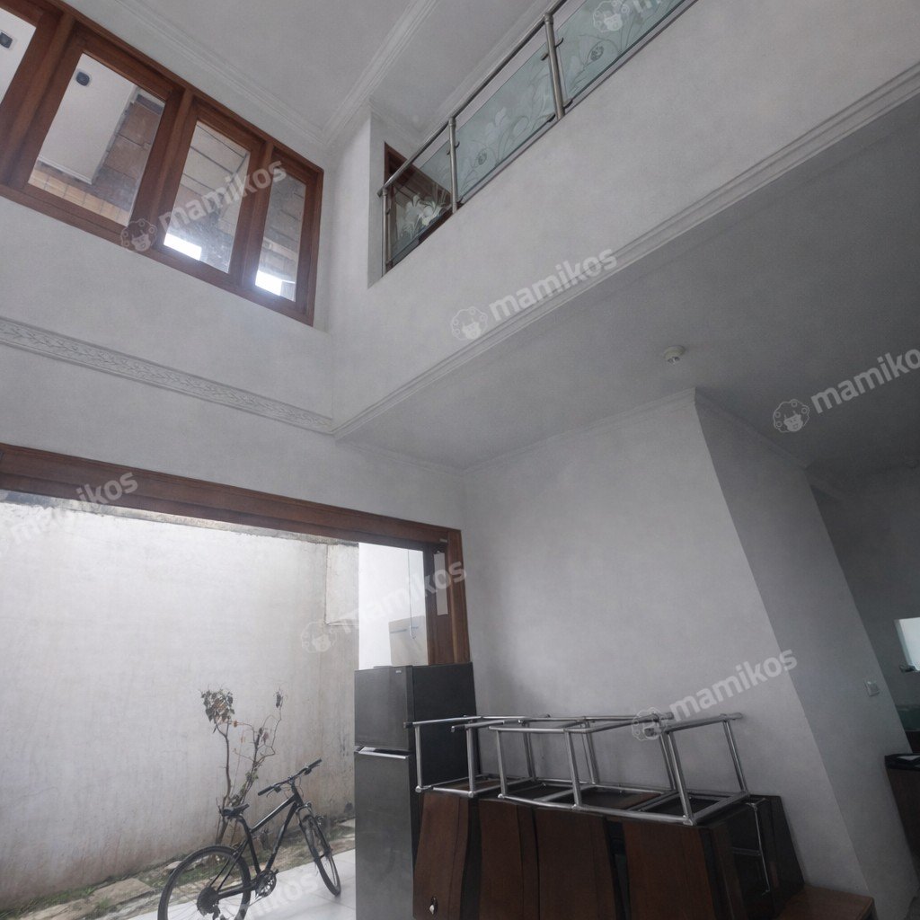 Rumah Sertifikat SHM 5 Kamar Tidur 4 Kamar Mandi Joglo Jakarta Barat - Photo 3