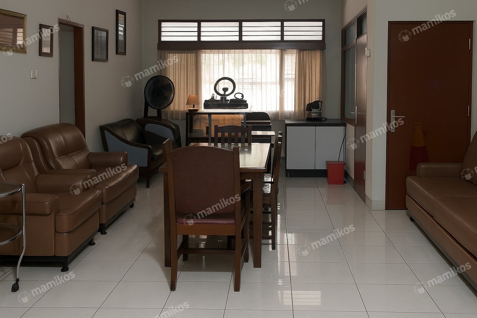 Rumah Sertifikat SHM 4 Kamar Tidur 3 Kamar Mandi Tebet Jakarta Selatan - Photo 5