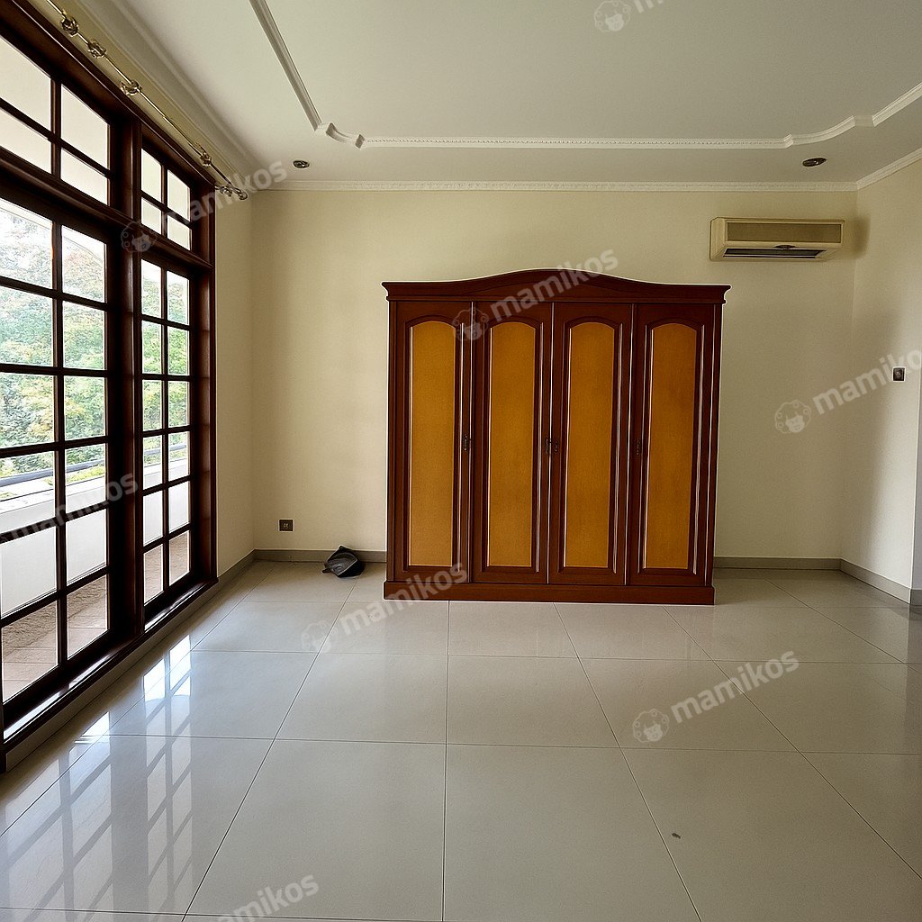 Rumah Sertifikat SHM 4 Kamar Tidur 3 Kamar Mandi Pondok Indah Jakarta Selatan - Photo 4