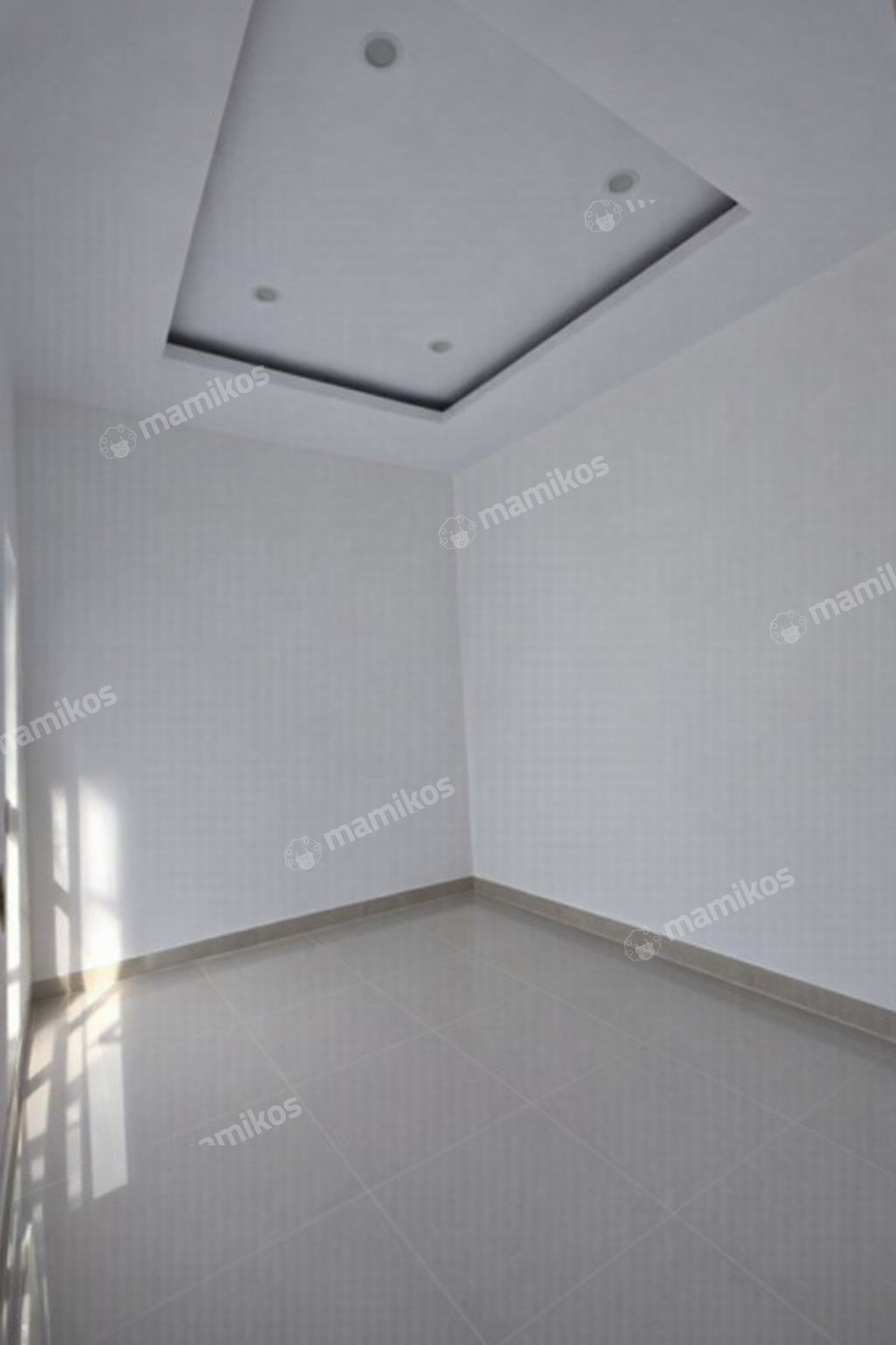 Rumah Sertifikat SHM 3 Kamar Tidur 3 Kamar Mandi Joglo Jakarta Barat - Photo 3