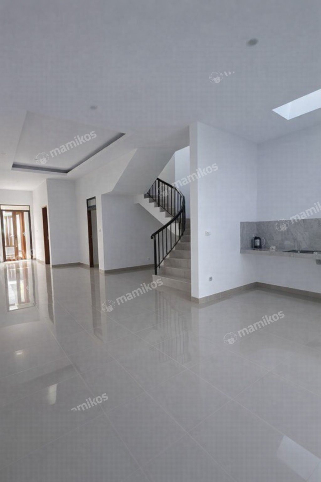 Rumah Sertifikat SHM 3 Kamar Tidur 3 Kamar Mandi Joglo Jakarta Barat - Photo 4