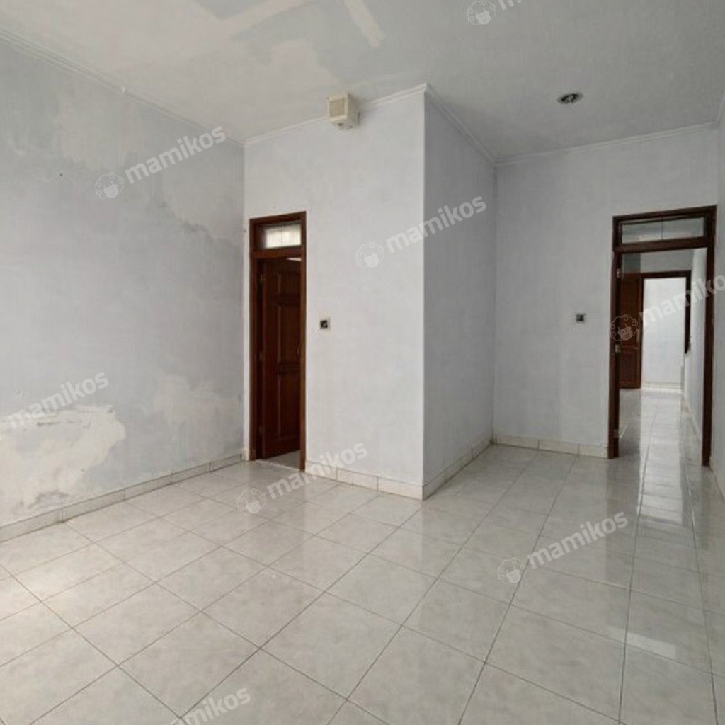 Rumah Sertifikat SHM 5 Kamar Tidur 6 Kamar Mandi Cipete Jakarta Selatan - Photo 4