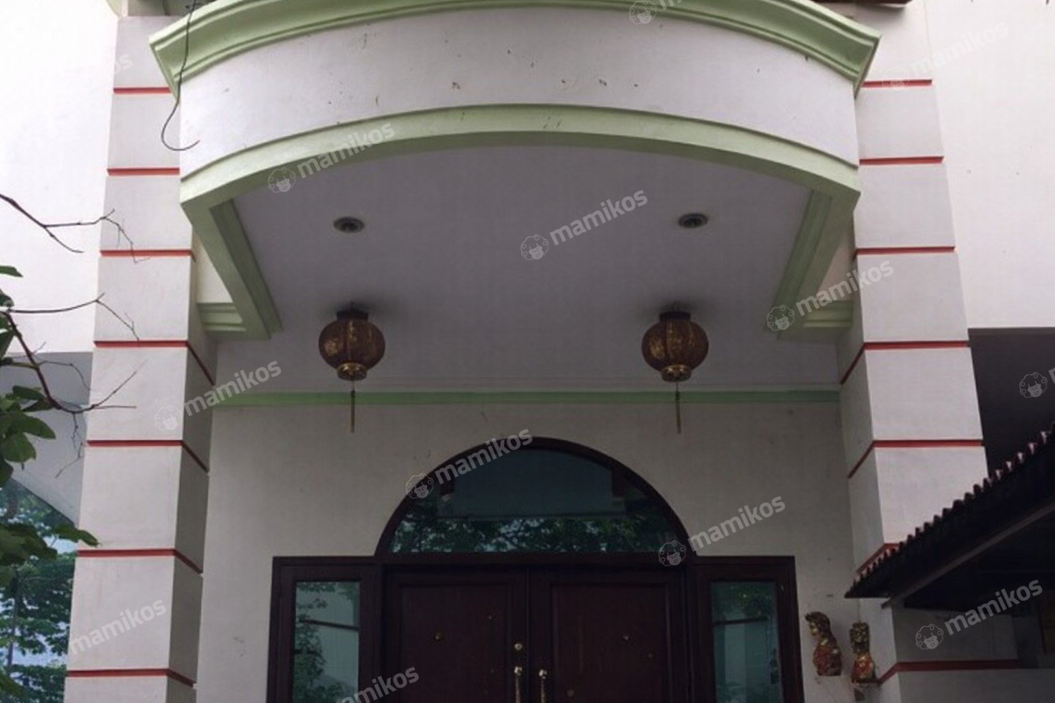 Rumah Sertifikat SHM 7 Kamar Tidur 10 Kamar Mandi Kebon Jeruk Jakarta Barat