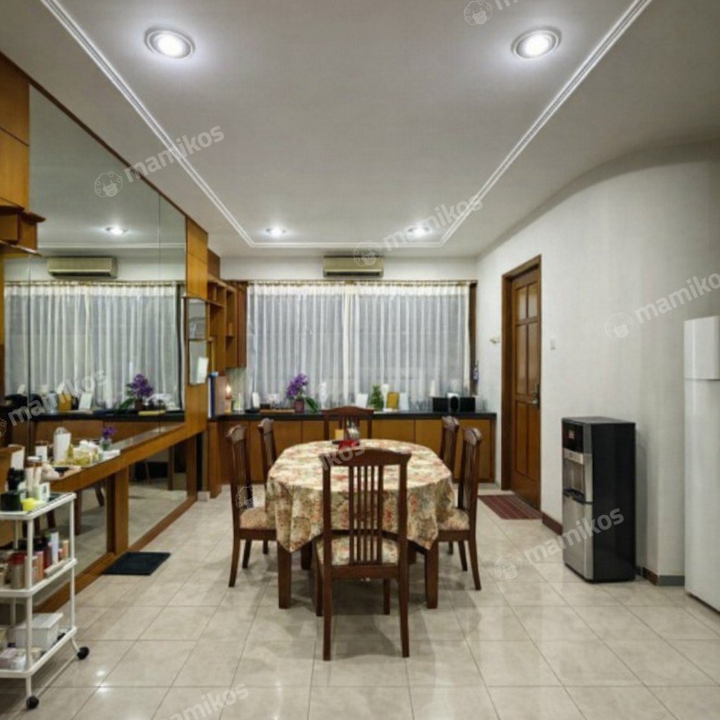 Rumah Sertifikat SHM 5 Kamar Tidur 3 Kamar Mandi Pondok Indah Jakarta Selatan - Photo 4