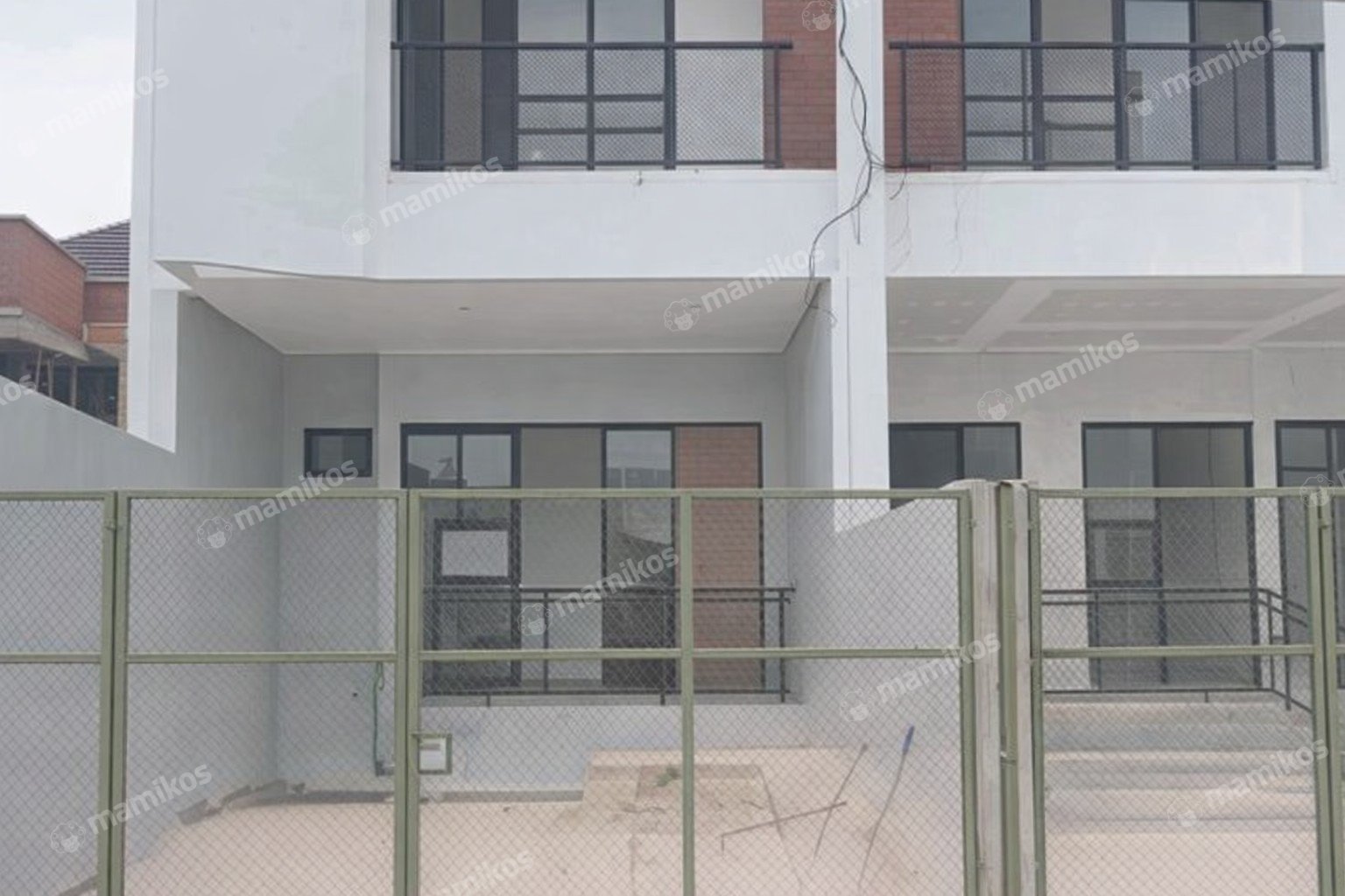 Rumah Sertifikat SHM 4 Kamar Tidur 3 Kamar Mandi Cinere Jakarta Selatan