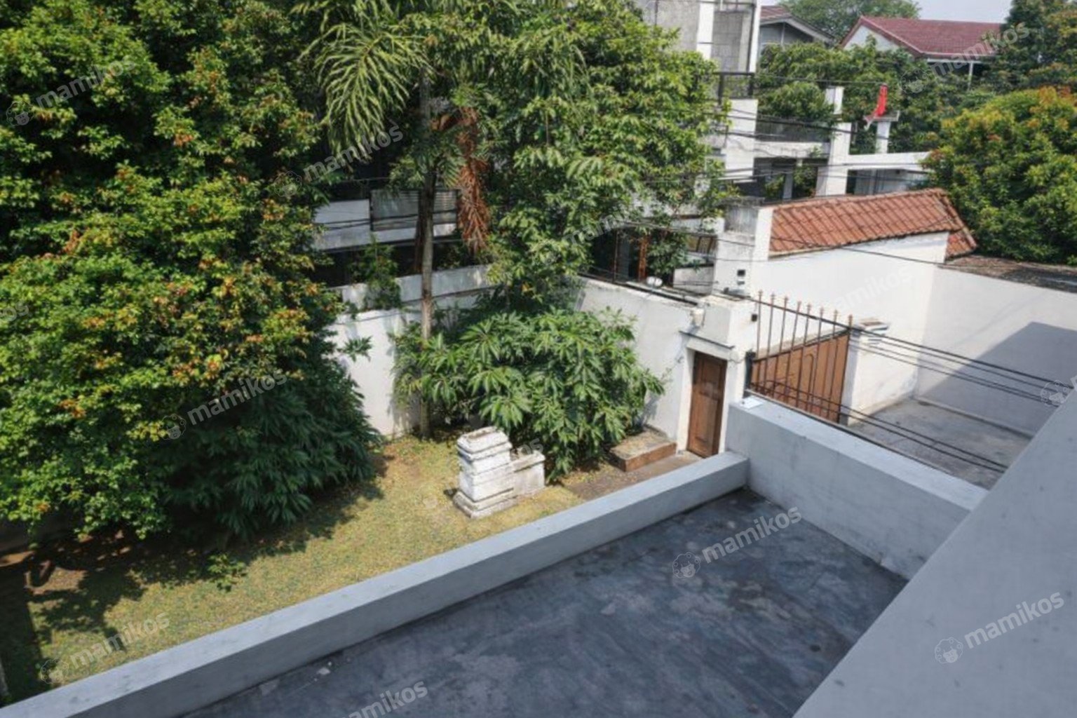 Rumah Sertifikat SHM 4 Kamar Tidur 4 Kamar Mandi Kemang Jakarta Selatan - Photo 5