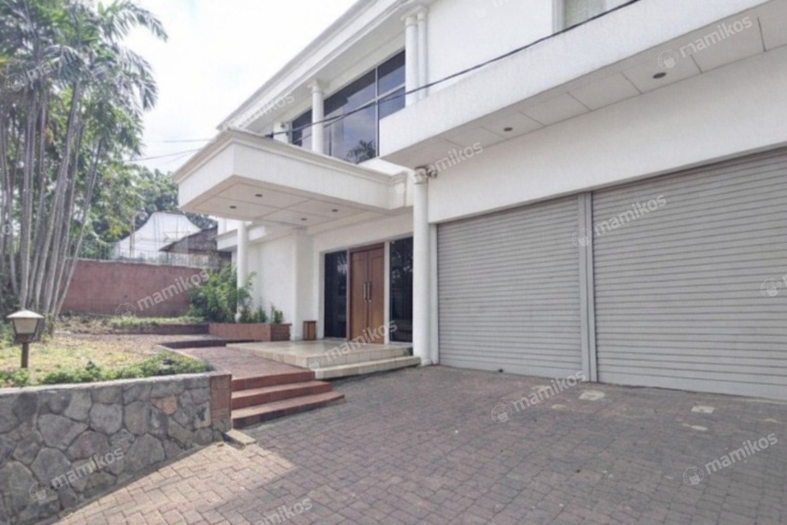 Rumah Sertifikat SHM 7 Kamar Tidur 5 Kamar Mandi Kebayoran Baru Jakarta Selatan