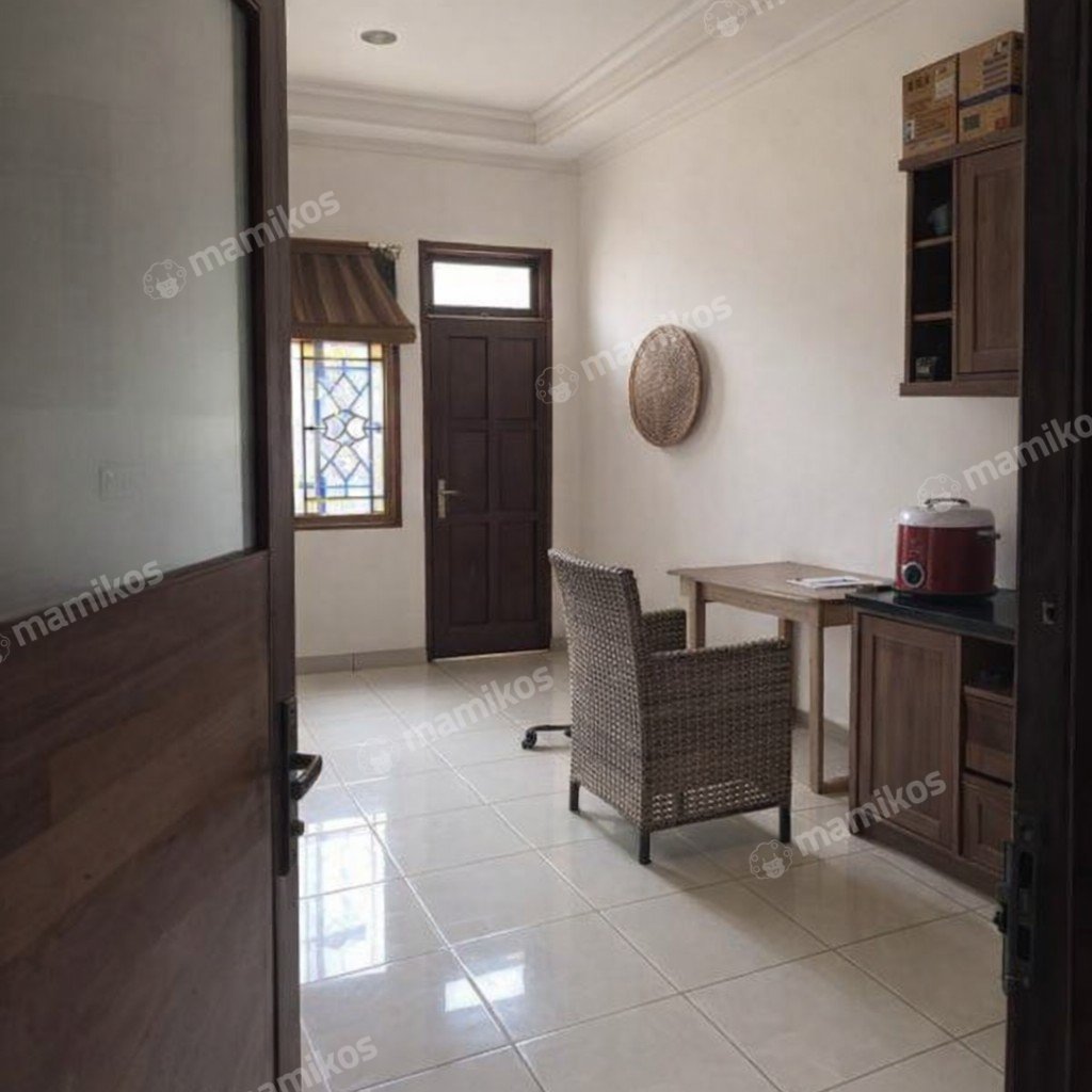 Rumah Sertifikat SHM 5 Kamar Tidur 5 Kamar Mandi Kebayoran Lama Jakarta Selatan - Photo 5