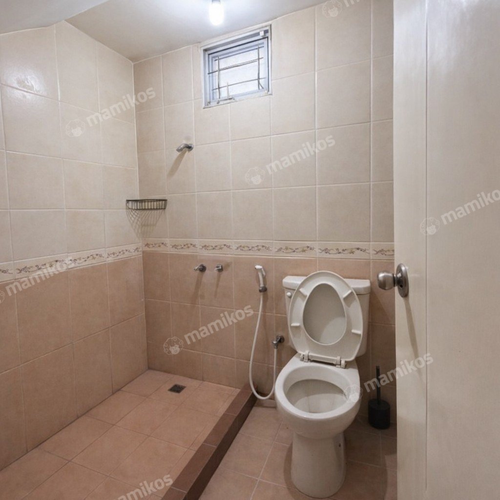Rumah Sertifikat SHM 4 Kamar Tidur 3 Kamar Mandi Raffles Hills Jakarta Timur - Photo 5