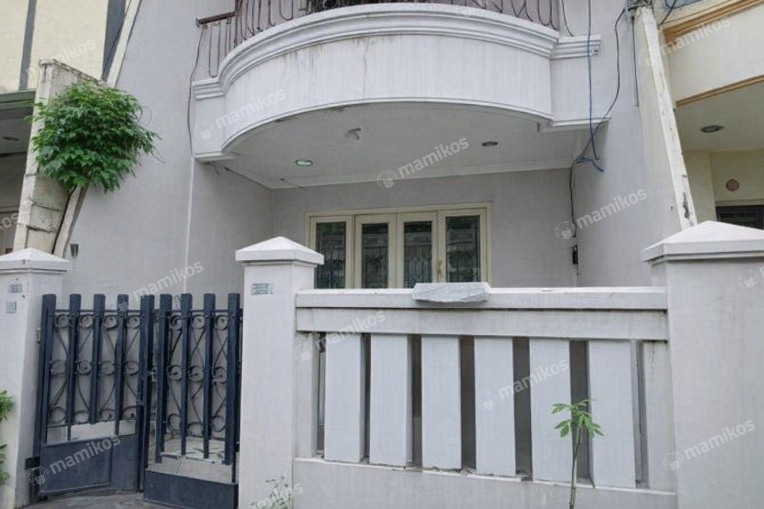 Rumah Sertifikat SHM 3 Kamar Tidur 2 Kamar Mandi Tanjung Duren Jakarta Barat