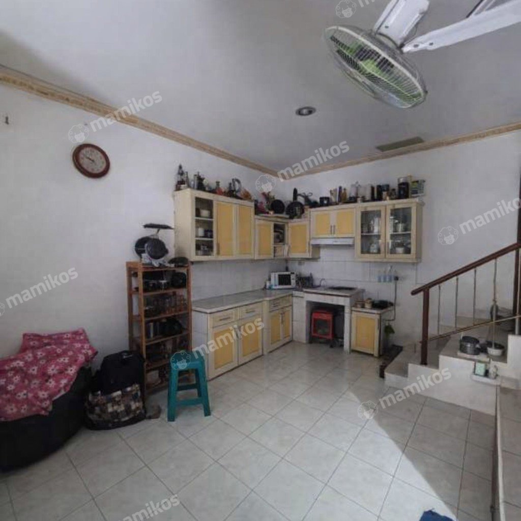 Rumah Sertifikat SHM 3 Kamar Tidur 2 Kamar Mandi Tanjung Duren Jakarta Barat - Photo 3