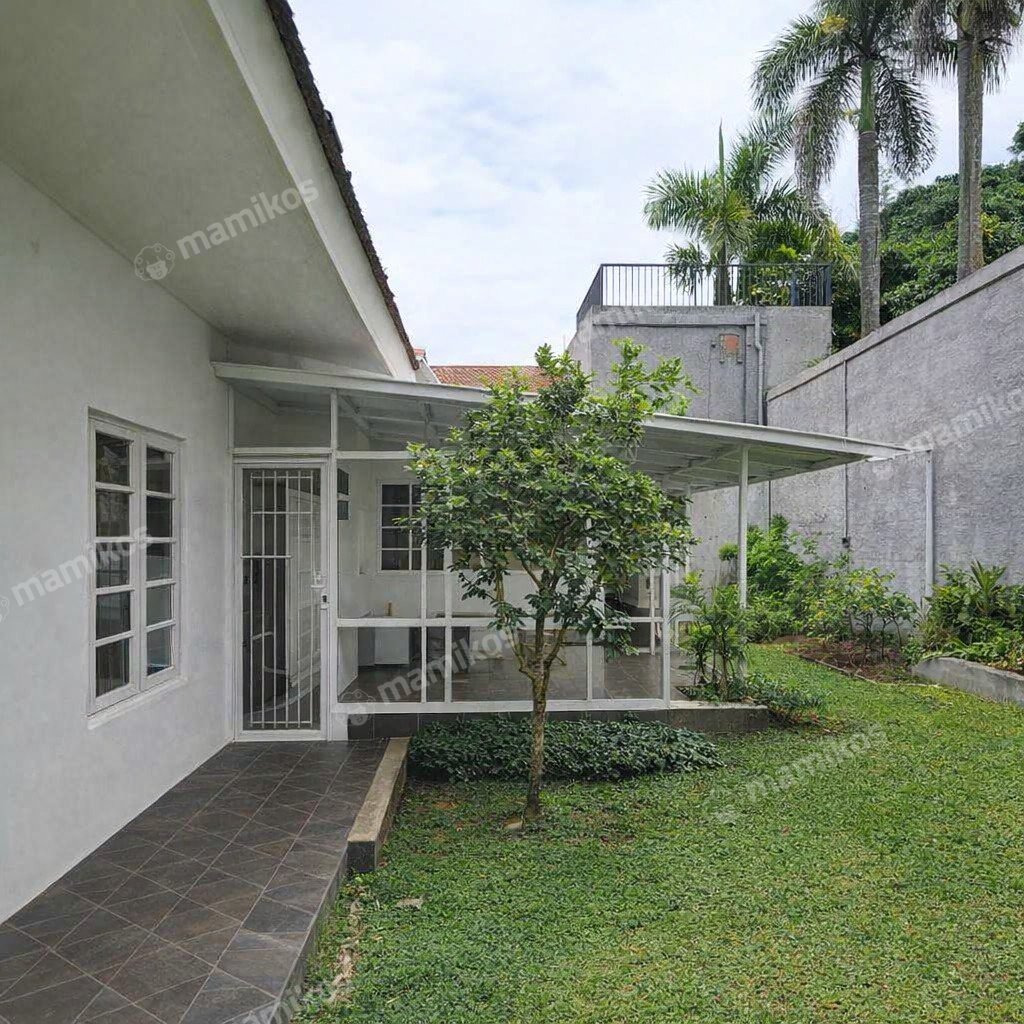 Rumah Sertifikat SHM 5 Kamar Tidur 4 Kamar Mandi Kebayoran Baru Jakarta Selatan - Photo 4