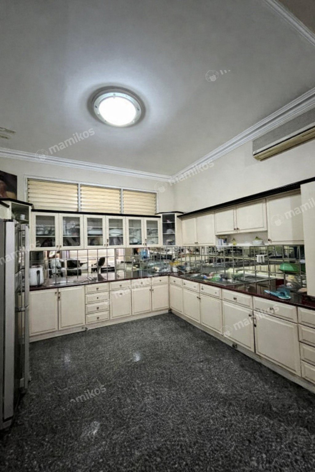 Rumah Sertifikat SHM 4 Kamar Tidur 4 Kamar Mandi Pantai Indah Kapuk Jakarta Utara - Photo 3