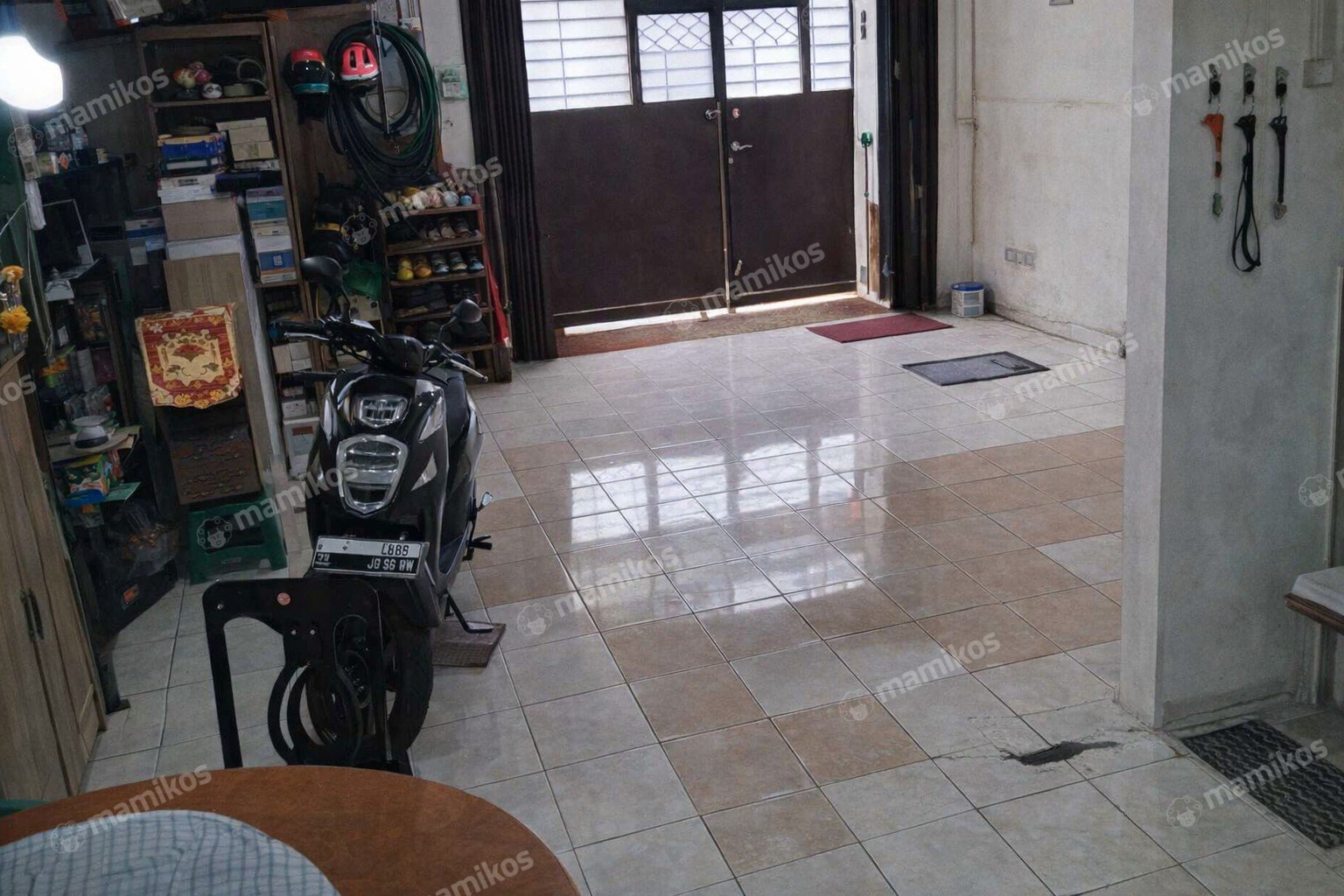 Rumah Sertifikat SHM 5 Kamar Tidur 5 Kamar Mandi Jembatan Lima Jakarta Barat