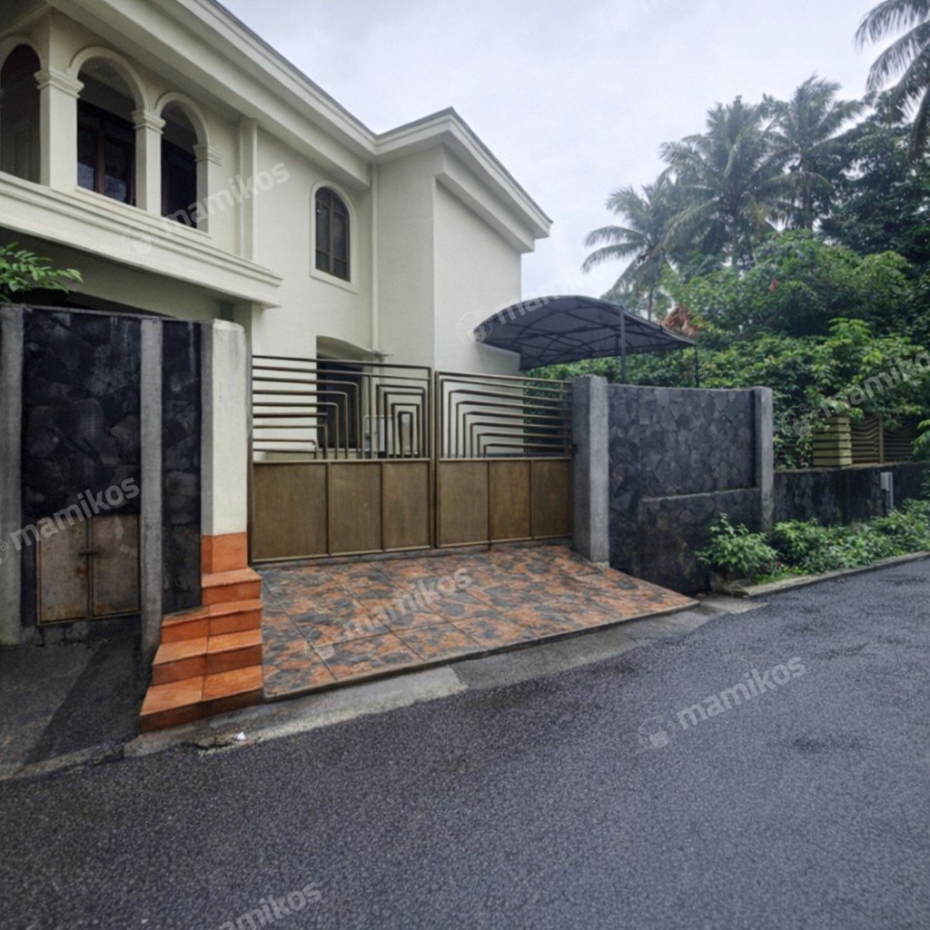 Rumah Sertifikat SHM 3 Kamar Tidur 3 Kamar Mandi Pondok Indah Jakarta Selatan - Photo 2