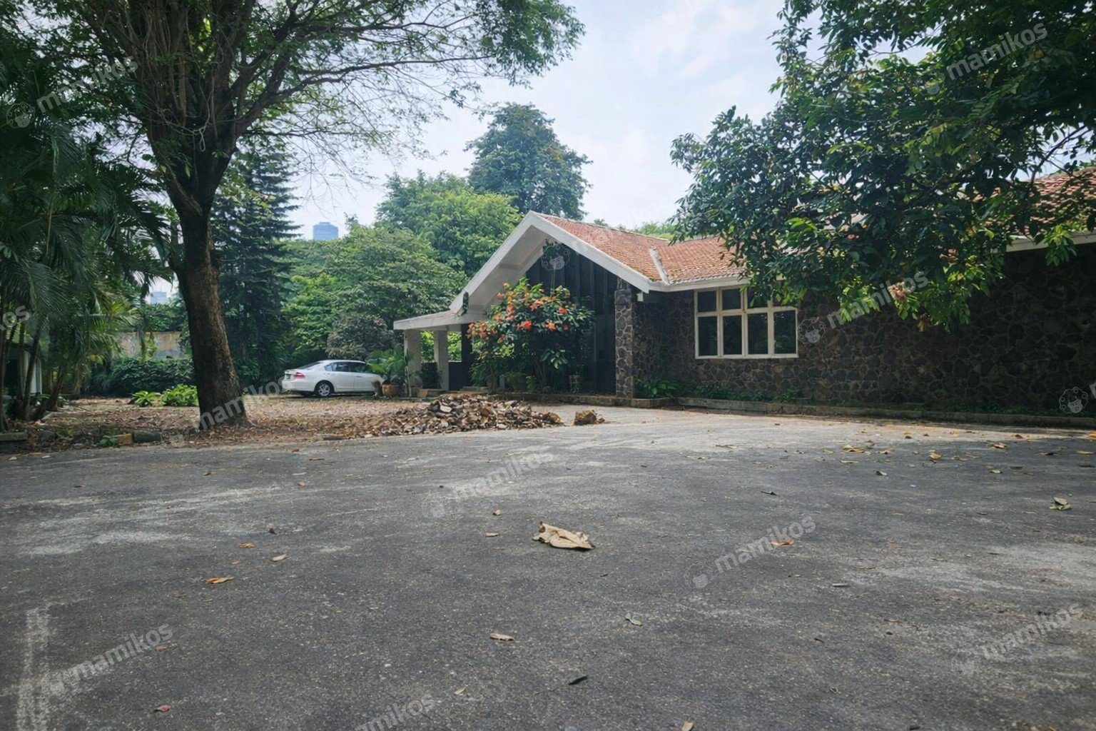 Rumah 4 Kamar Tidur 3 Kamar Mandi Setiabudi Jakarta Selatan
