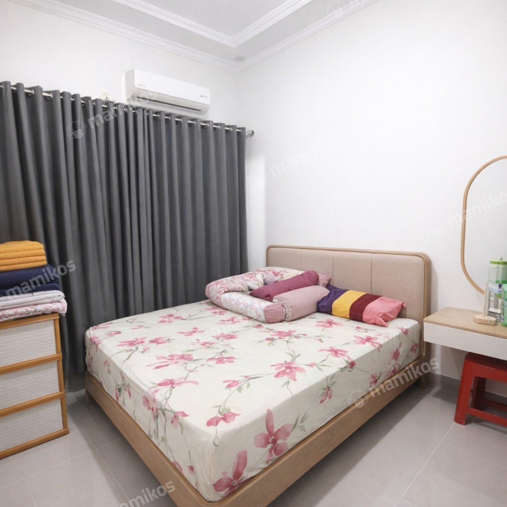 Rumah Sertifikat SHM 3 Kamar Tidur 3 Kamar Mandi Tanjung Duren Jakarta Barat - Photo 5
