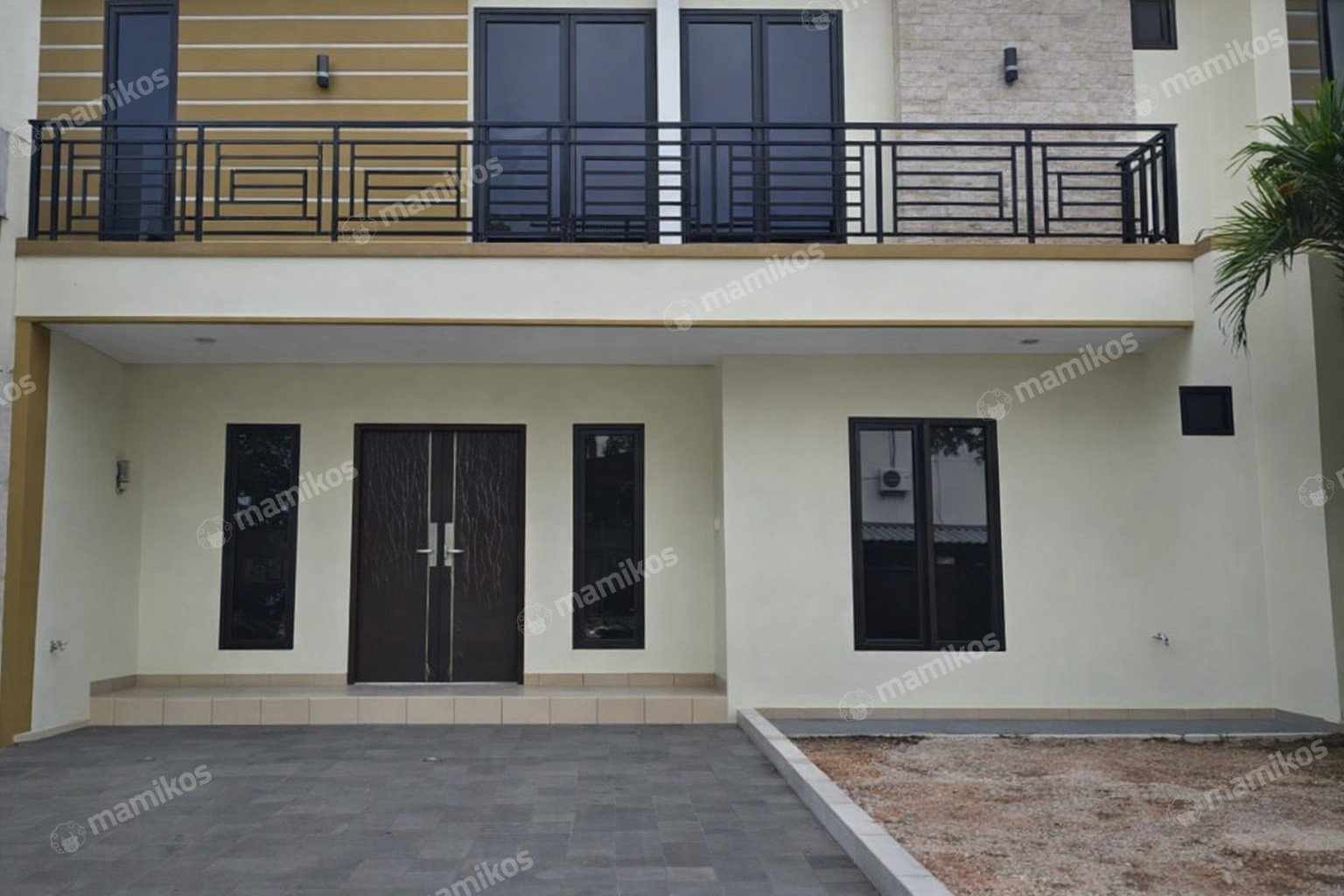 Rumah Sertifikat SHM 4 Kamar Tidur 4 Kamar Mandi Cibubur Jakarta Timur