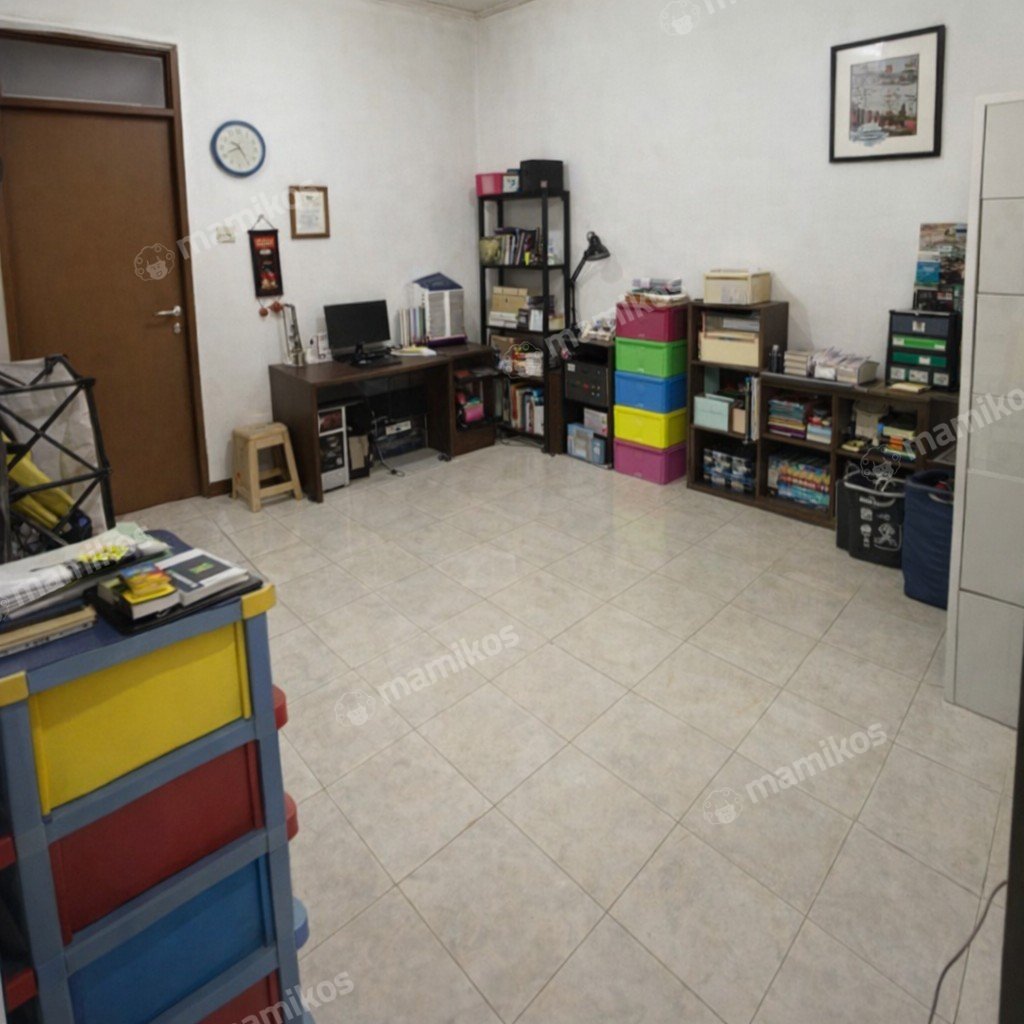 Rumah Sertifikat SHM 3 Kamar Tidur 2 Kamar Mandi Kebon Jeruk Jakarta Barat - Photo 2