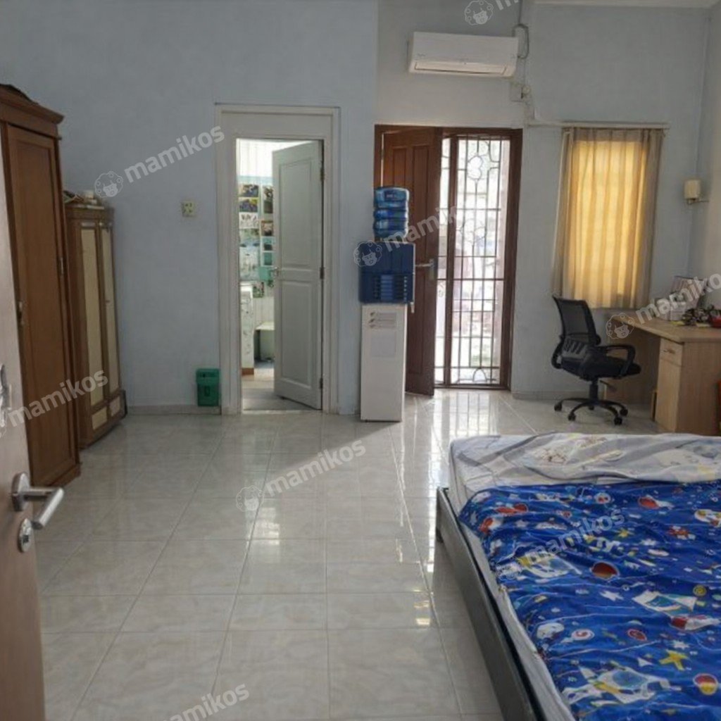 Rumah Sertifikat SHM 3 Kamar Tidur 2 Kamar Mandi Kebon Jeruk Jakarta Barat - Photo 4